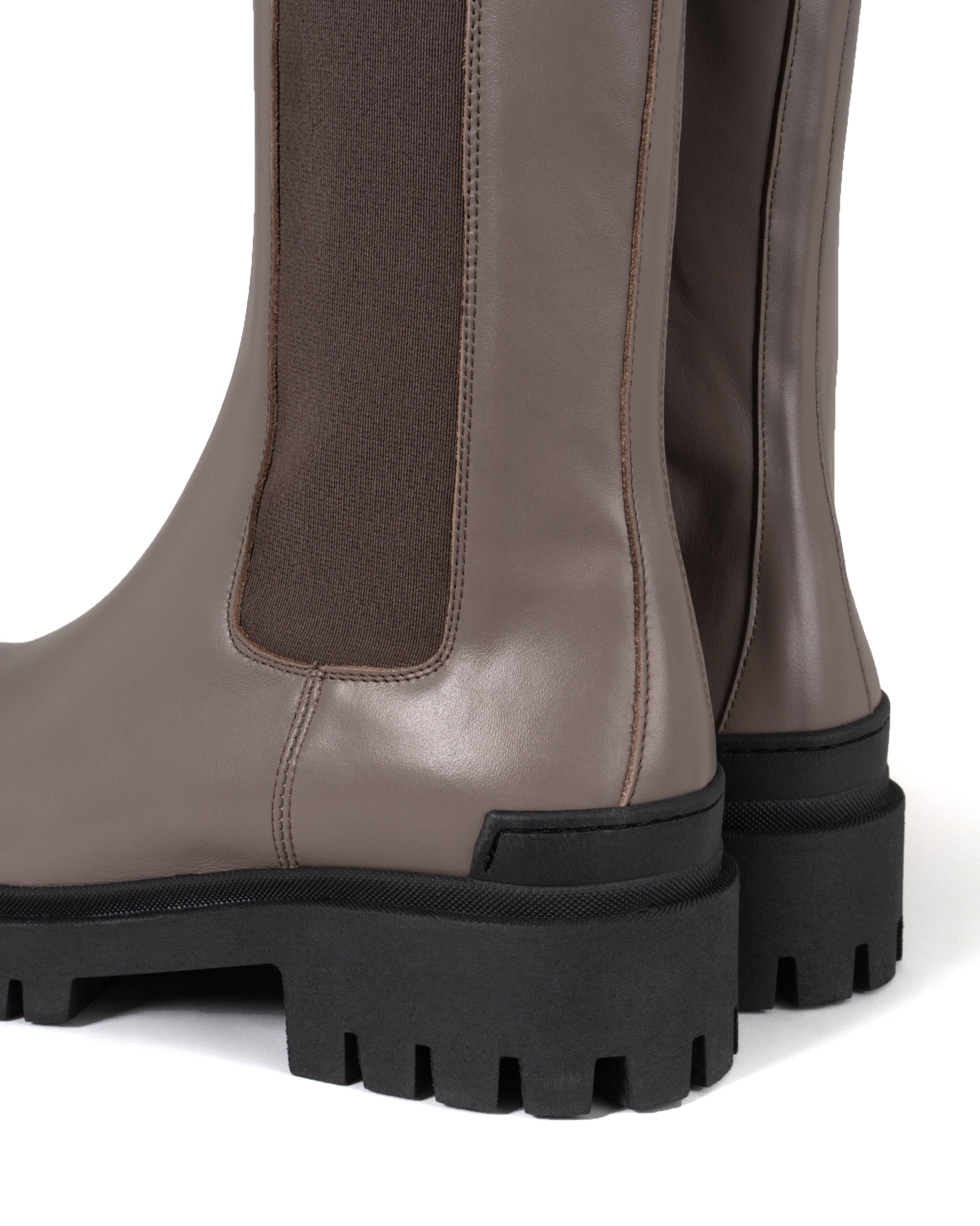 HIGH NAPPA CHELSEA BOOT