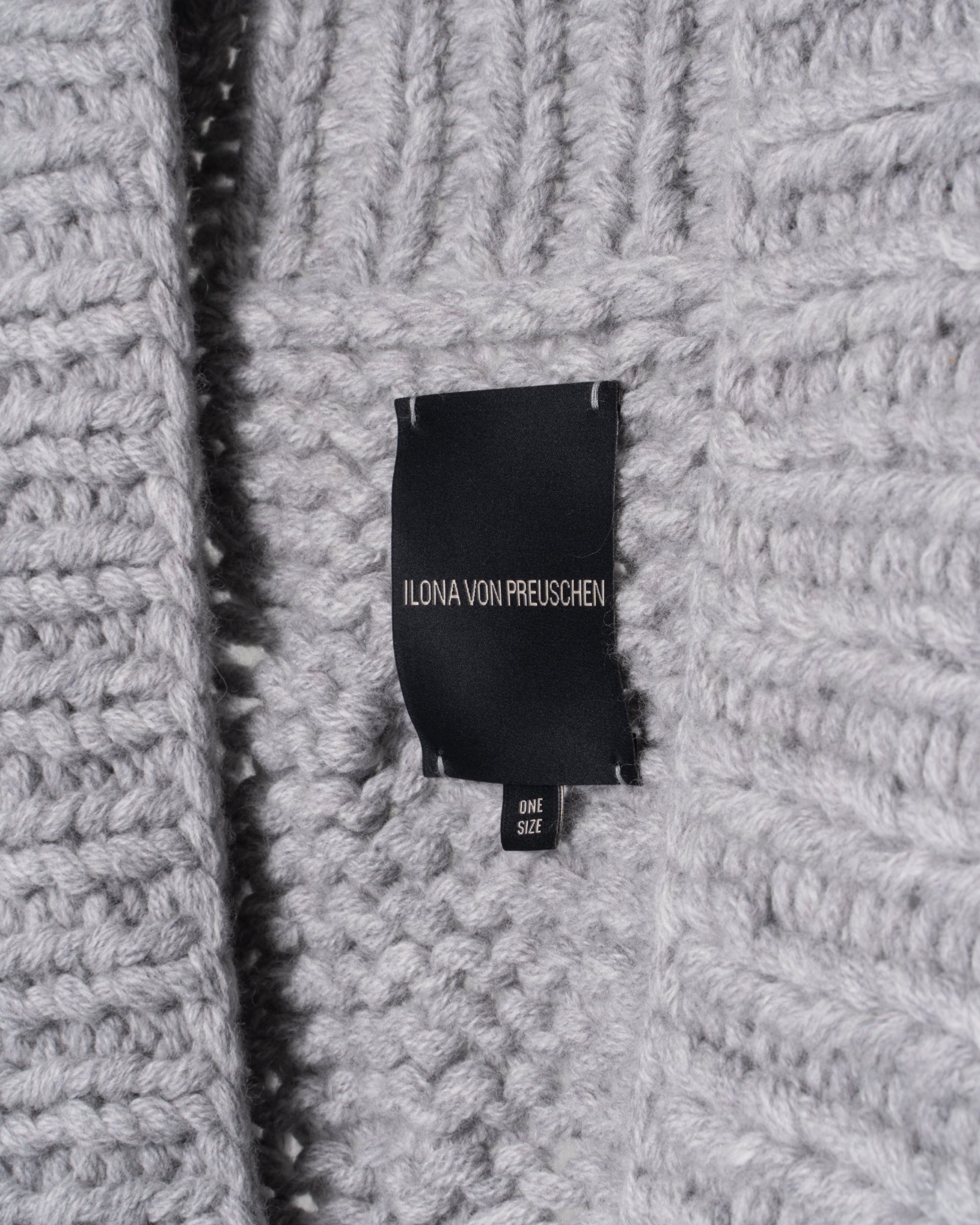 ONE GAGE CHUNKY CABLE CARDIGAN