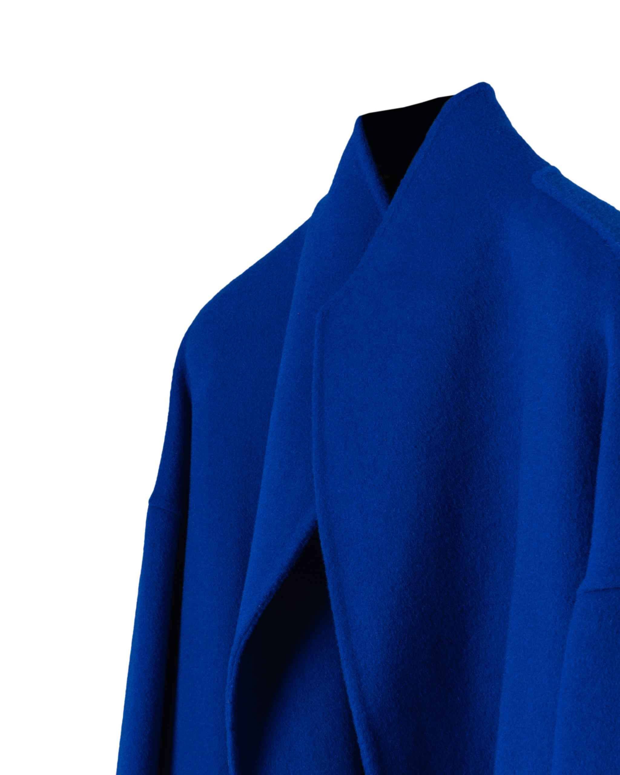 SHORT UNLINED BELTED COAT
