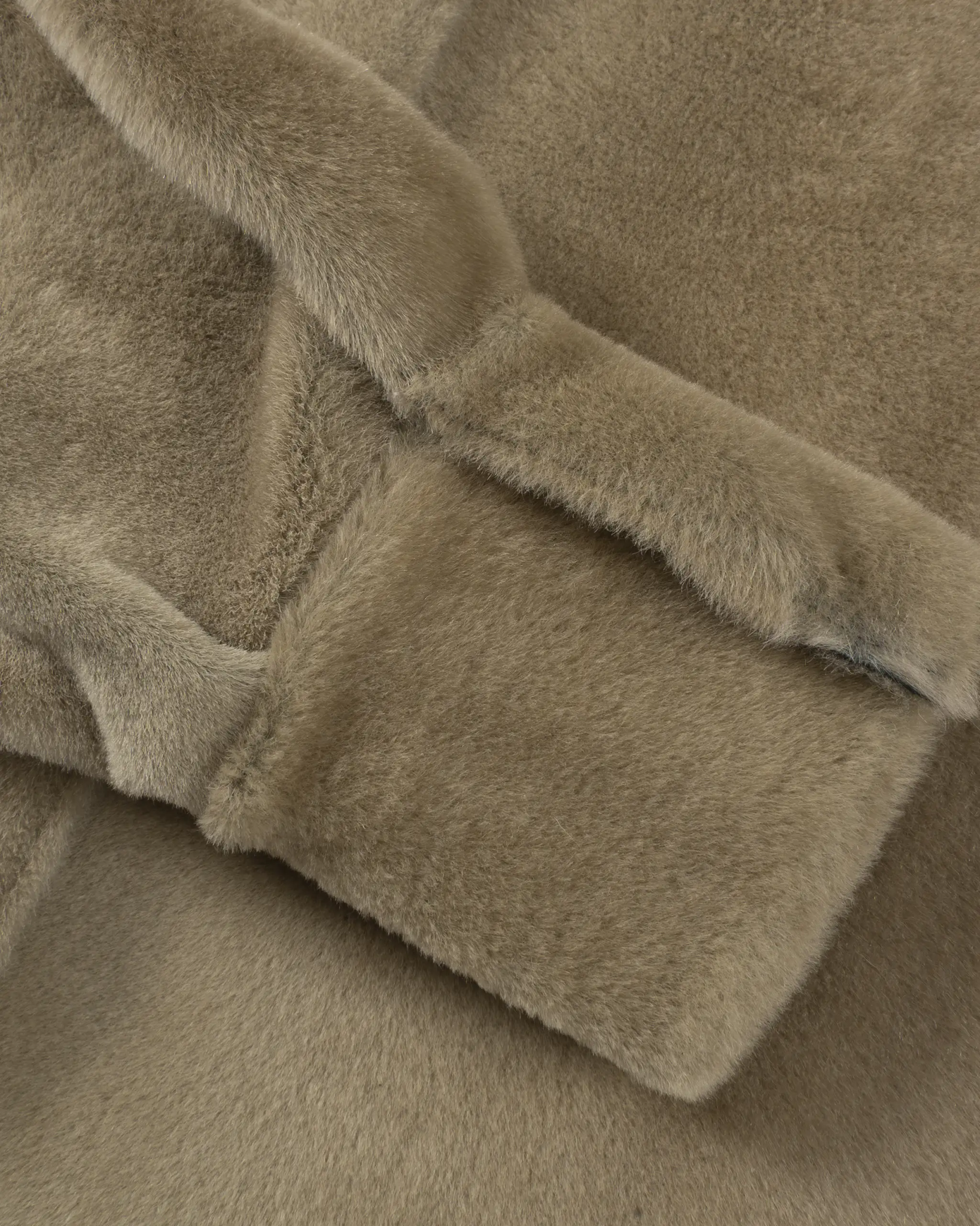 Beige Schwarzes Wendbares Rasiertes Lammfell Überhemd von Salvatore Santoro - Coats & Jackets SALVATORE S.