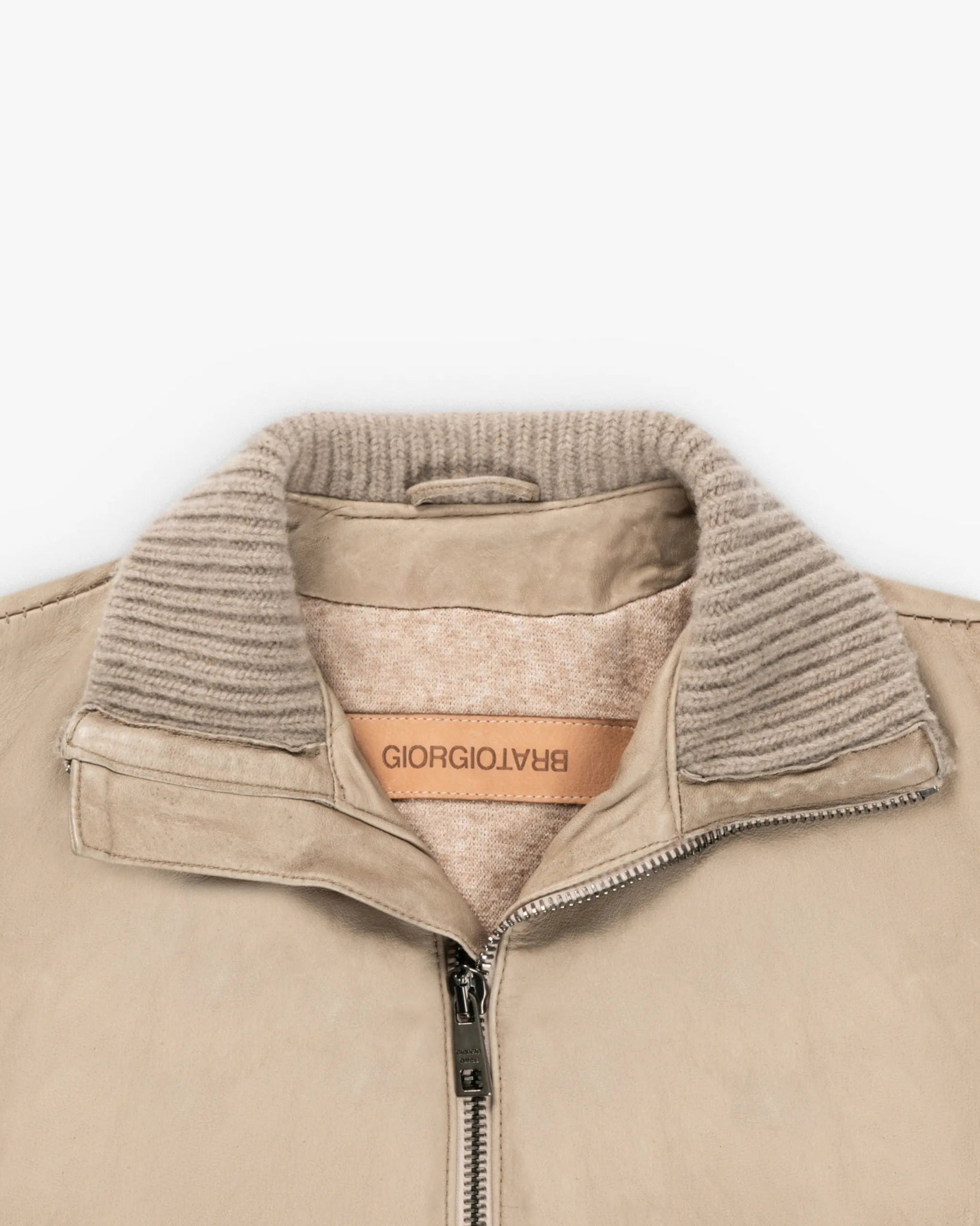 Biker mit Strickbesatz und pflanzlicher Wäsche von Giorgio Brato - Coats & Jackets GIORGIO BRATO