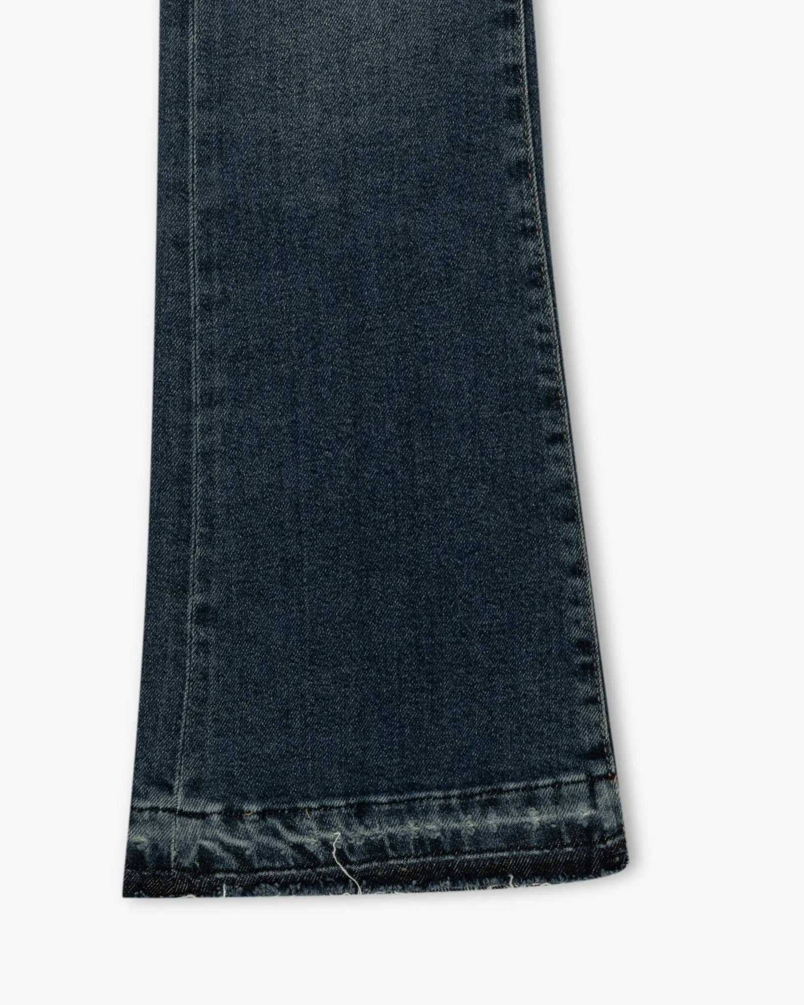 Blaue Denim Bootcut Tailorless Bay Jeans mit Ungesäumtem Saum von 7 for All Mankind - Denim 7 FOR ALL