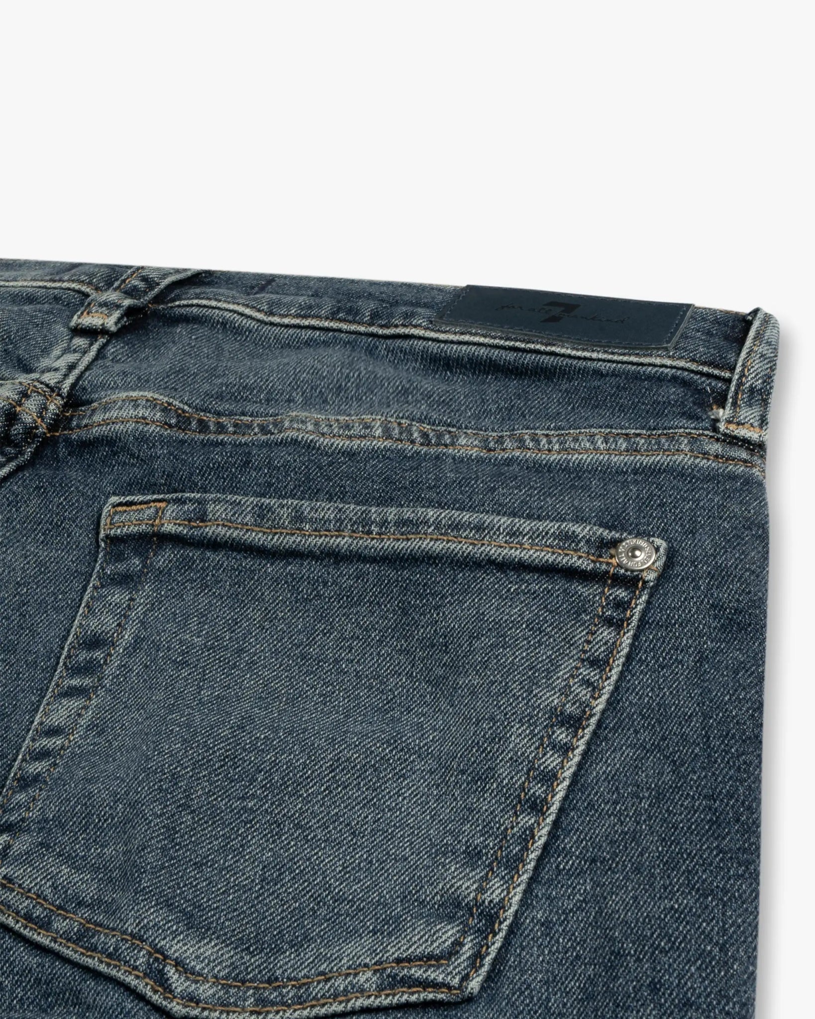 Blaue Denim Bootcut Tailorless Bay Jeans mit Ungesäumtem Saum von 7 for All Mankind - Denim 7 FOR ALL