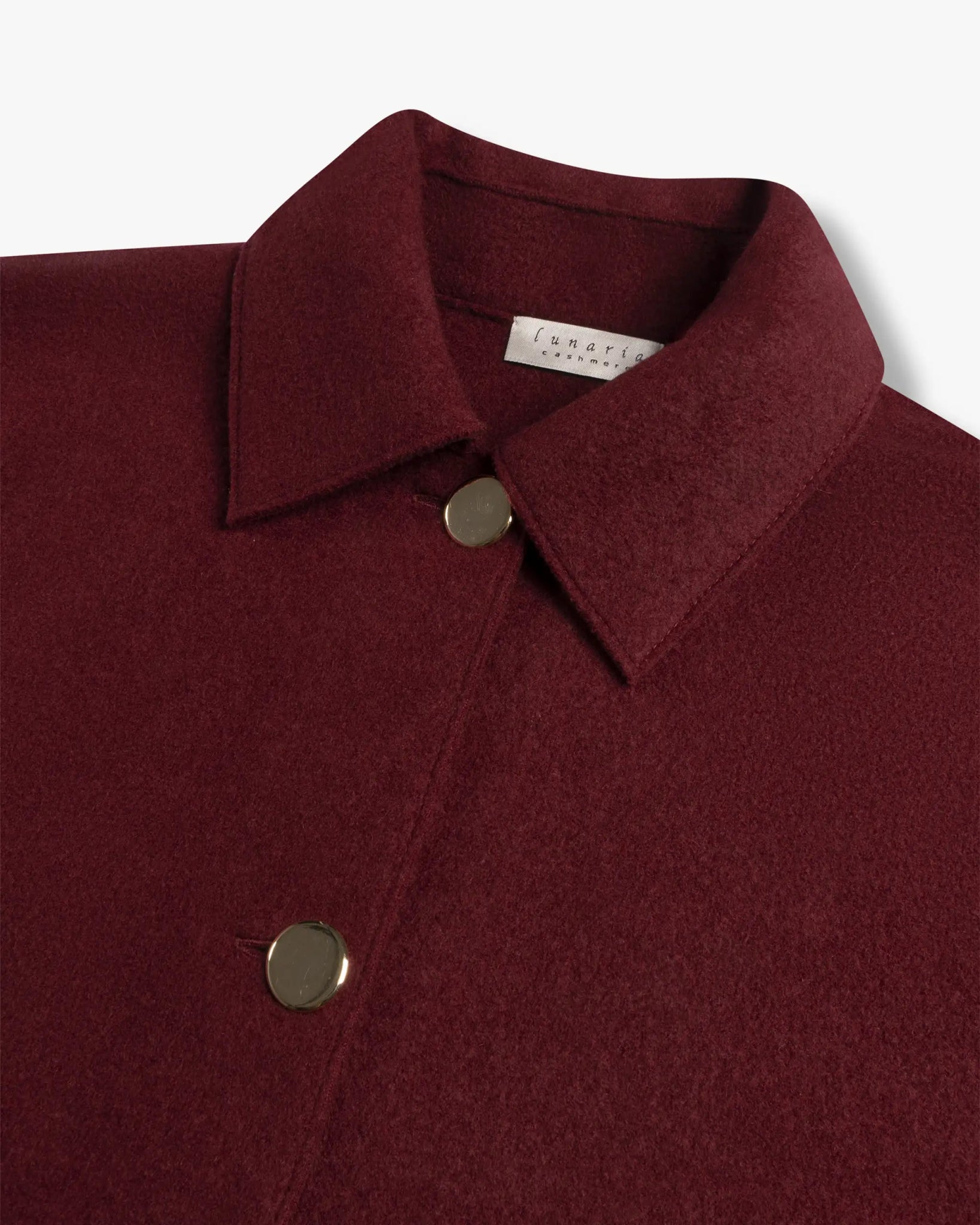 Bordeauxrote 2 Fädig Gewalkte Cashmere Kurzjacke Gold Trim von Lunaria - Knitwear LUNARIA