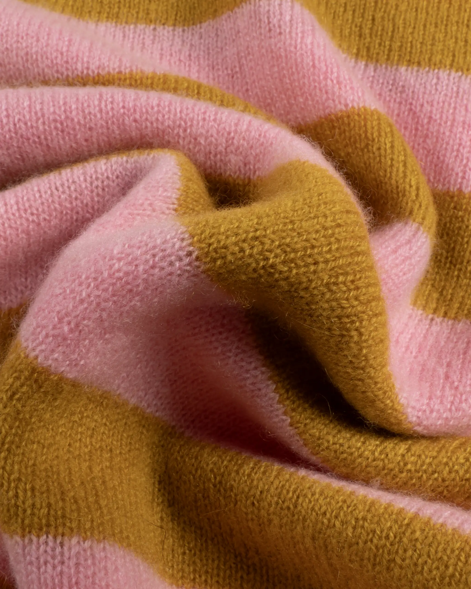 Candy Spic Pinkfarbener Gestreifter Cashmere Rundhals Pullover von Jumper - Knitwear JUMPER