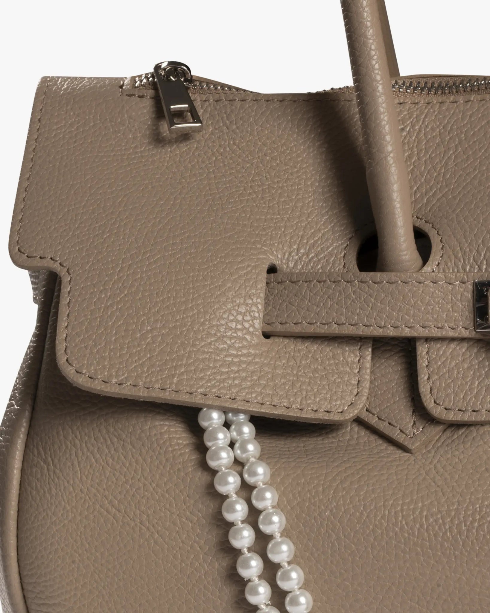 Cappuccinofarbene Nappaleder - Tasche mit Schmuckbesatz und Schulterriemen von Mia Bag - Accessories MIA BAGS