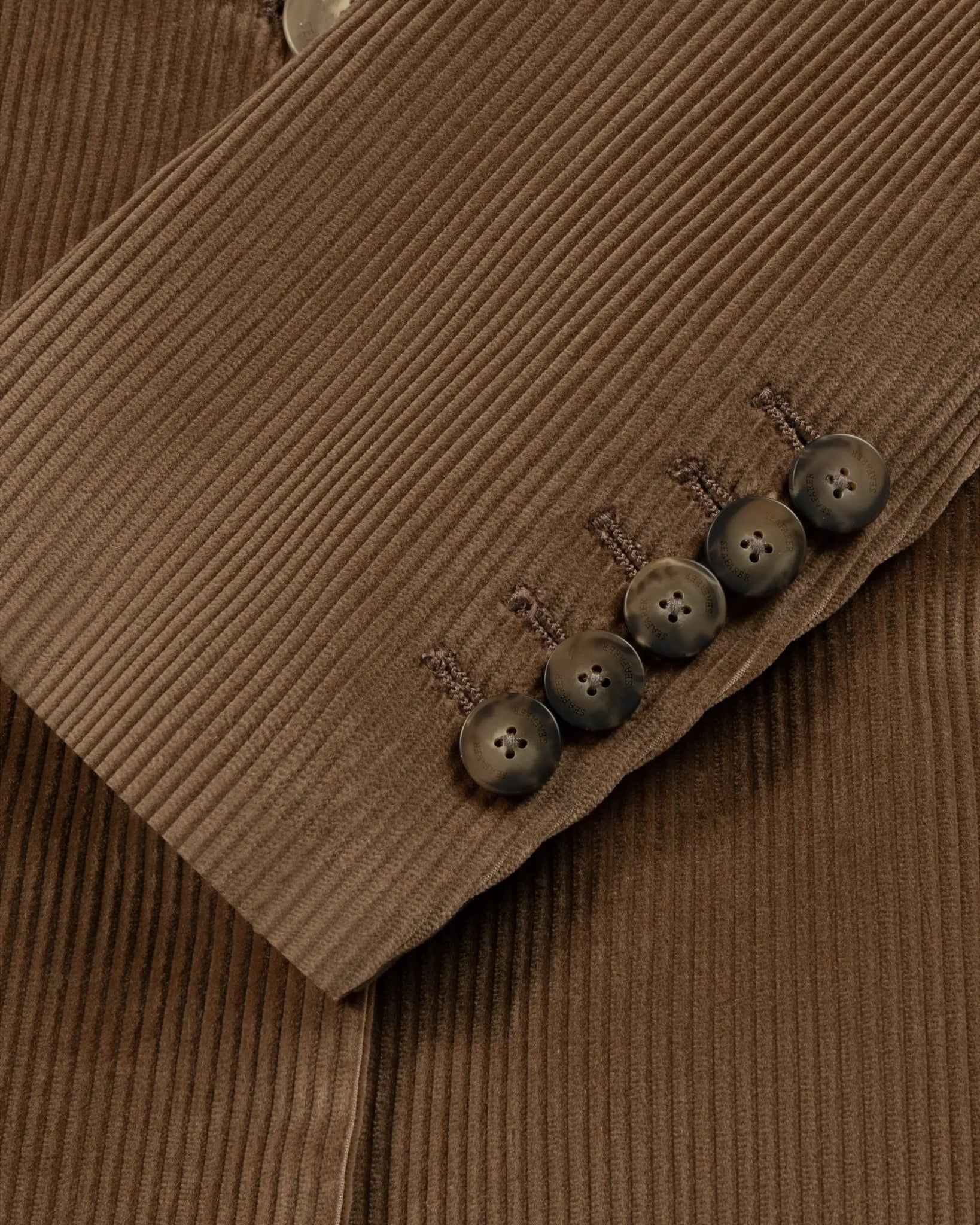 Caramelfarbener Kord Zweireiher Blazer von Seafarer - Blazers SEAFARER