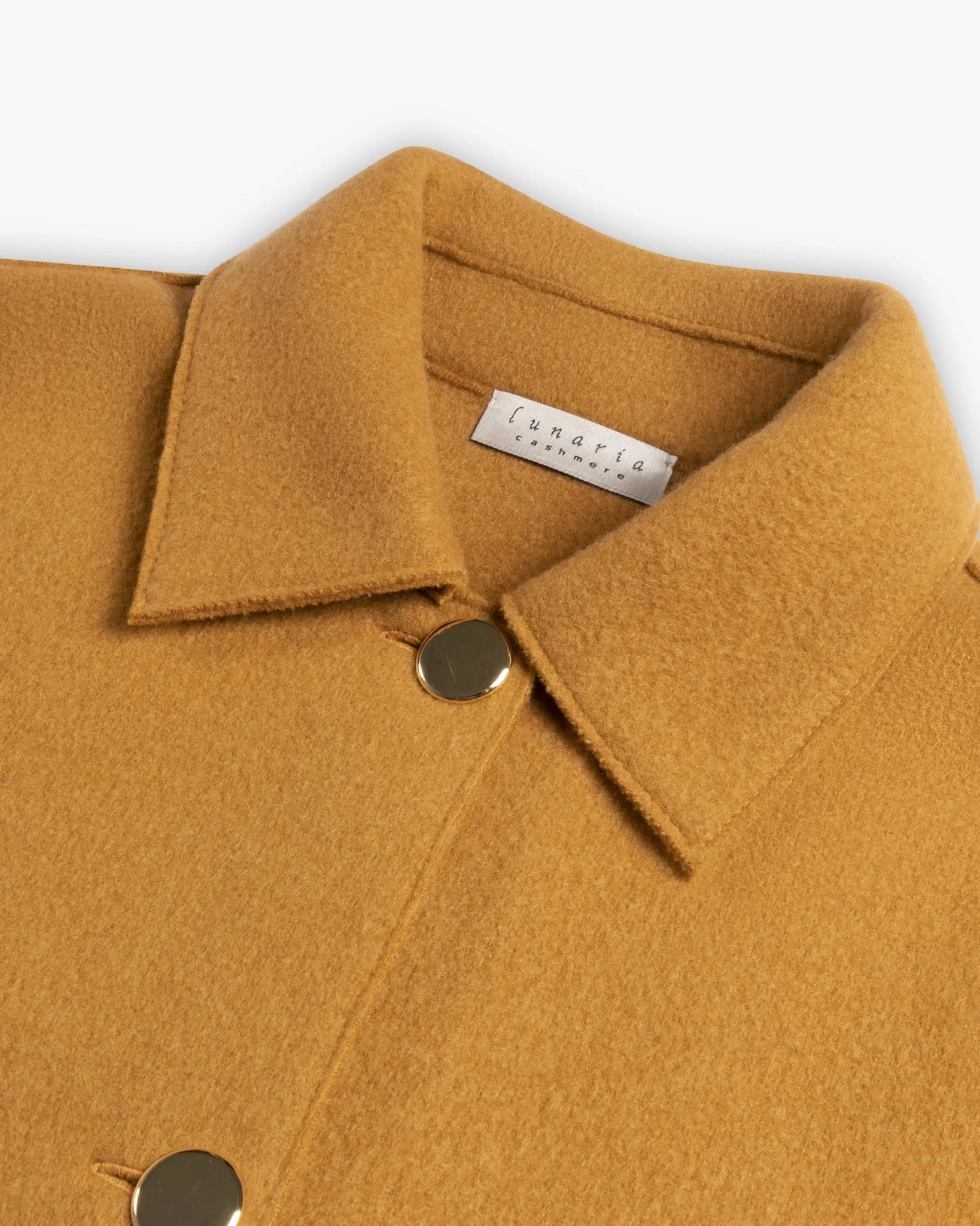 Chai Curry 2 Fädig Gewalkte Cashmere Kurzjacke Gold Trim von Lunaria - Knitwear LUNARIA
