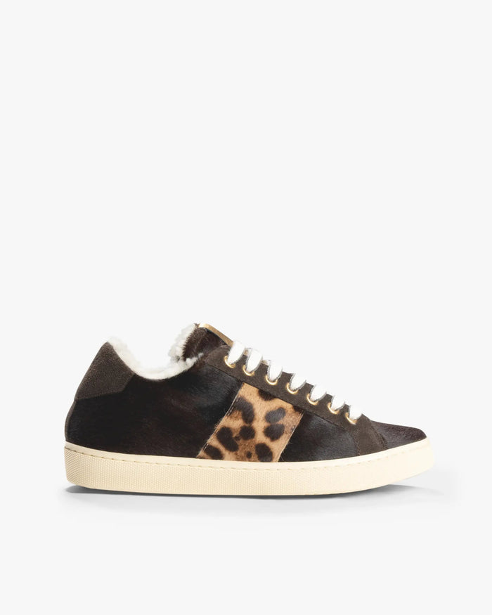Dunkelbraune Sneaker aus Ponyfell mit Leopardenbesatz von Leather Crown