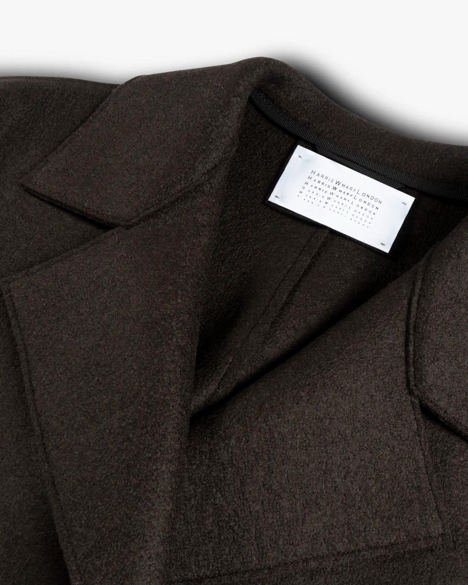 Dunkelbrauner Gekochter Gepresster Uni Woll Drop Shoulder Mantel von Harris Wharf London - Coats & Jackets HARRIS WARF