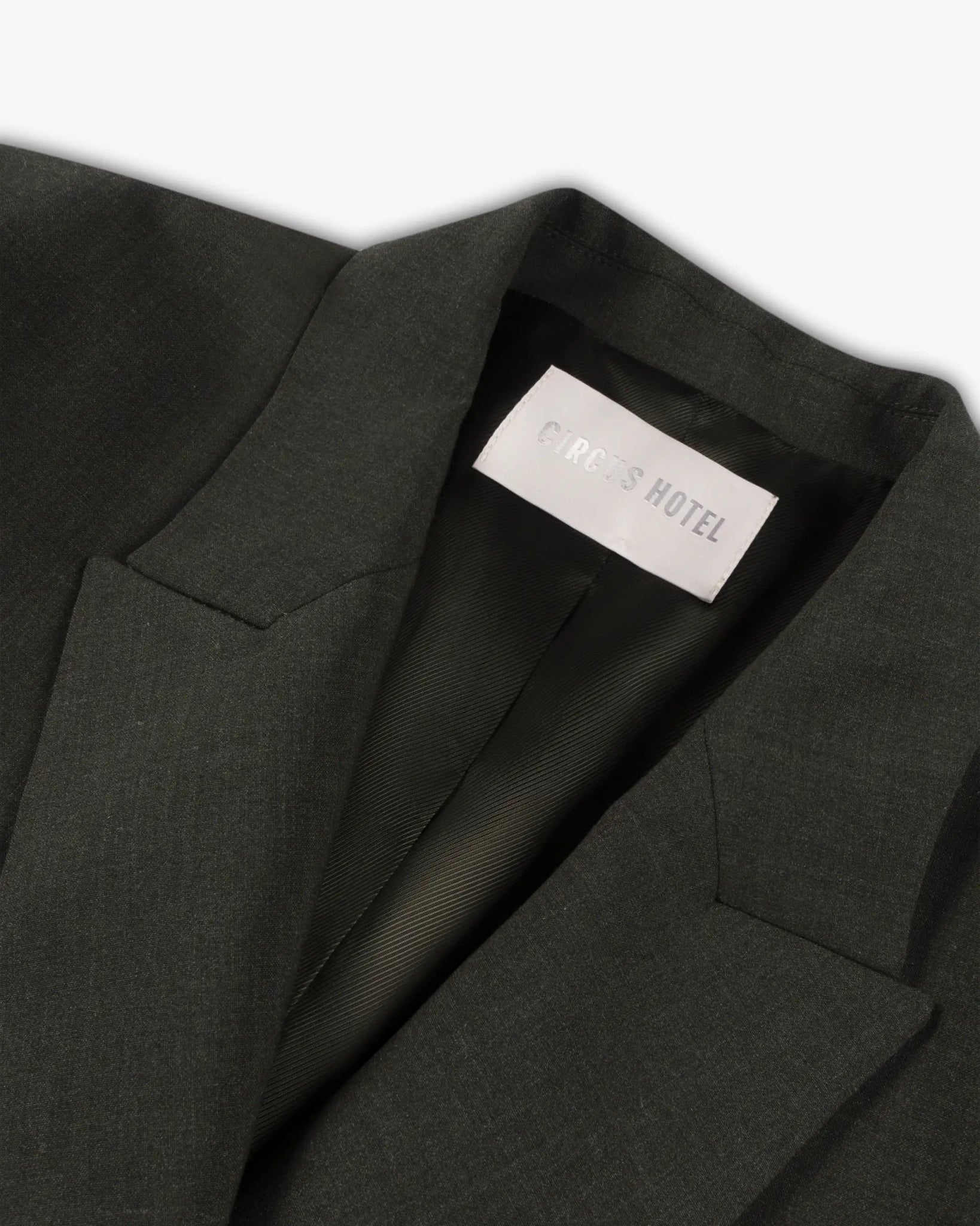 Dunkelgrüner Schmuck Trim Boyfriend Blazer von Circus Hotel - Blazers CIRCUS HOTEL