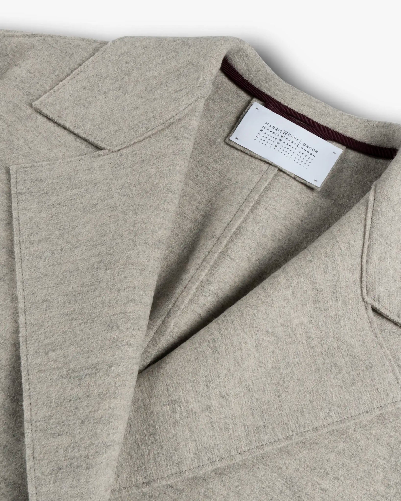 Eisgrauer Gekochter Gepresster Uni Woll Drop Shoulder Mantel von Harris Wharf London - Coats & Jackets HARRIS WARF