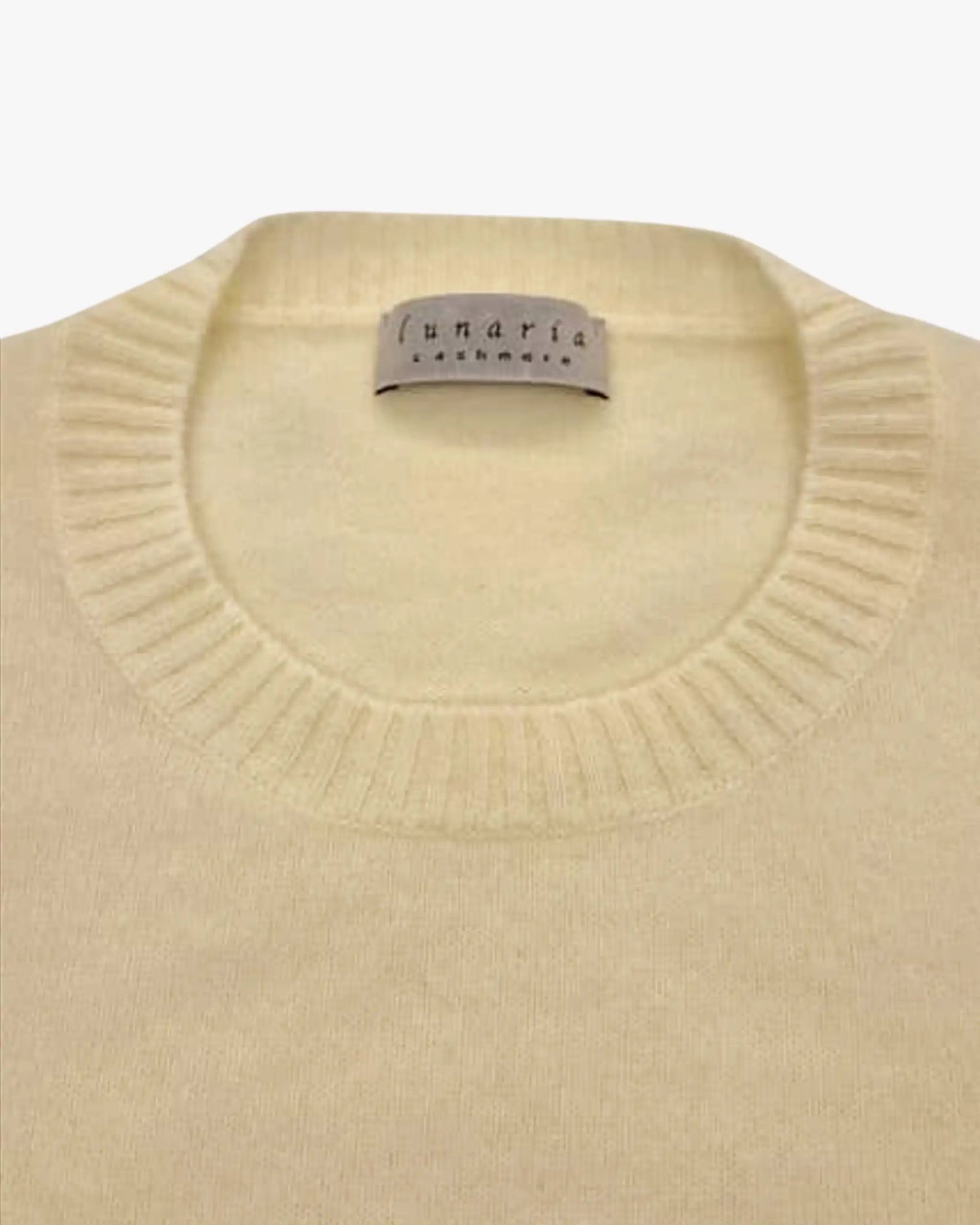 Gelber Cashmere - Pullover mit Rundhalsausschnitt und Kurzarm von Lunaria - Knitwear LUNARIA