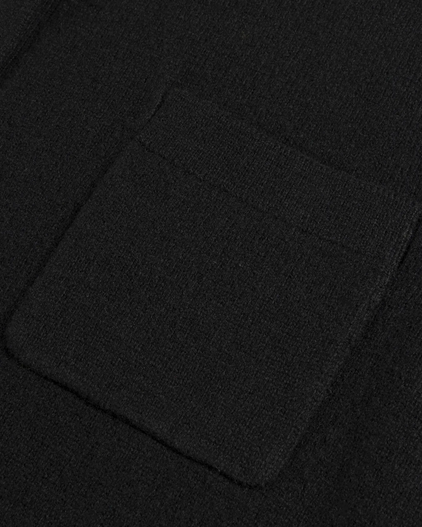 Graviti Schwarzes Mini Cashmere Polo Shirt von 1234 Jumper - Knitwear JUMPER