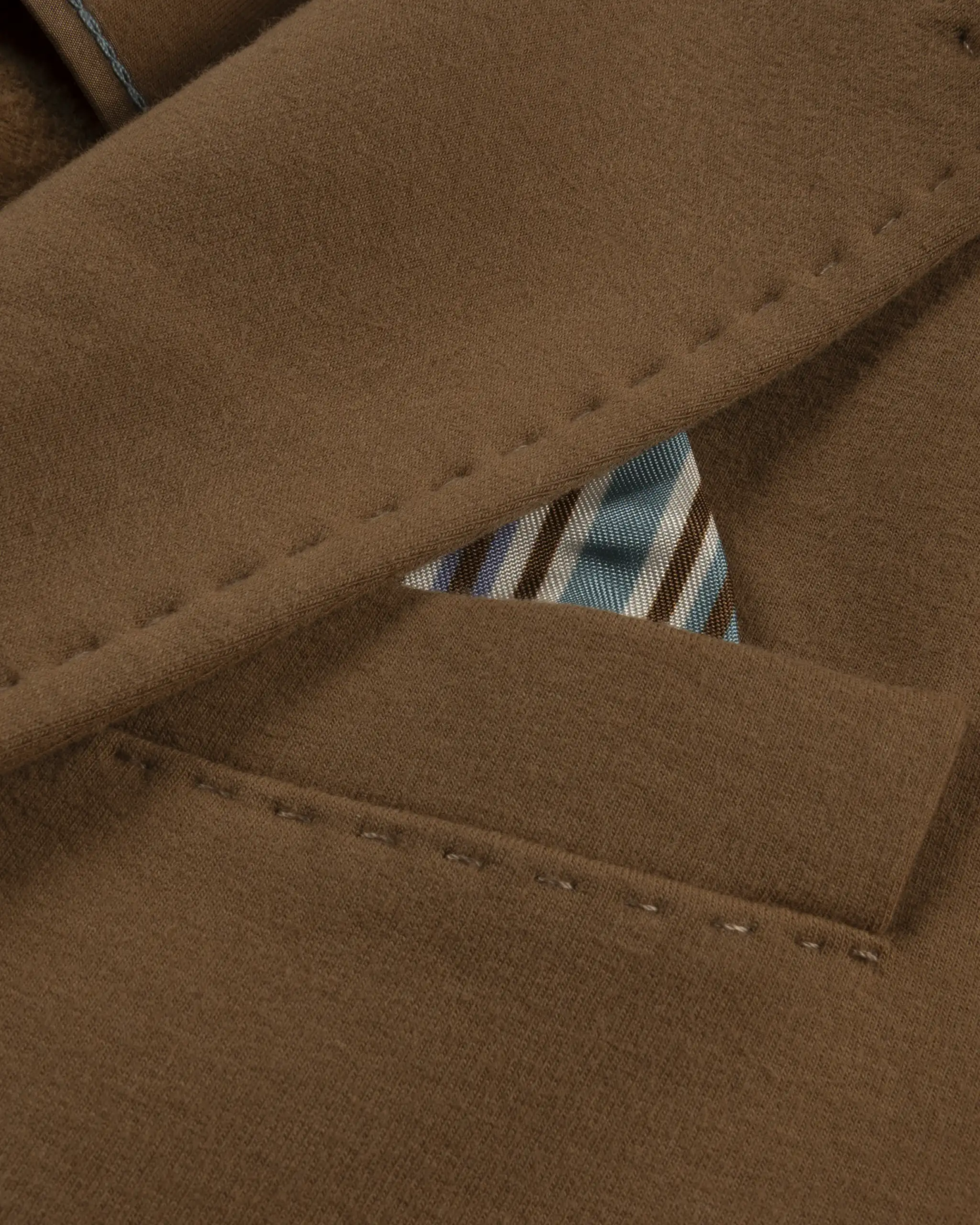 Jutafarbener Aufgerauhter Cashmere Griff 2 Knopf Blazer von Circolo - Blazers CIRCOLO 1901