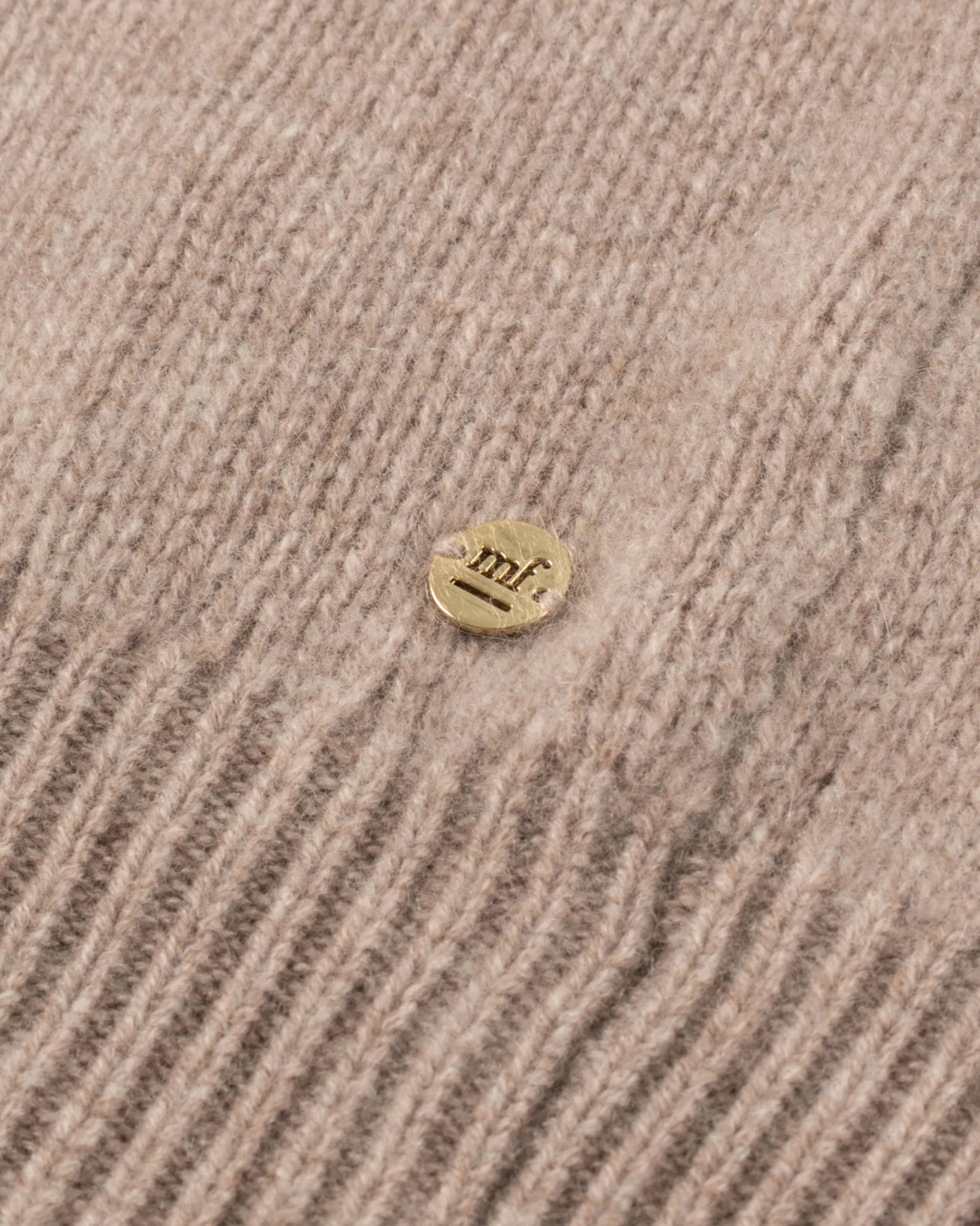 Kaschmir - Rollkragen mit weiten Ärmeln von Mia Fratino - Knitwear MIA FRATINO