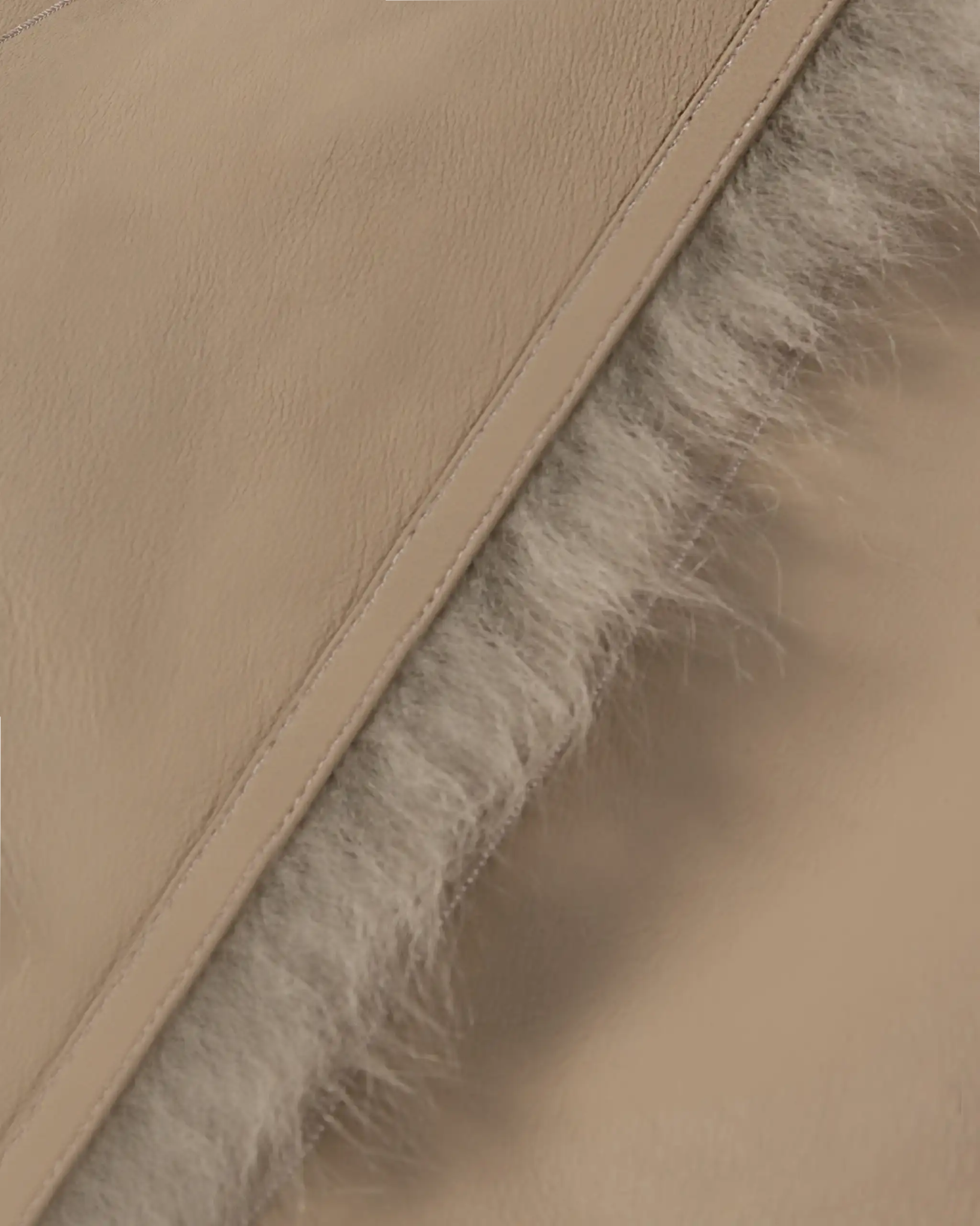 Kurze Wendbare Lockige Shearlingjacke von Balatt - Outdoor / Jacken BALATT
