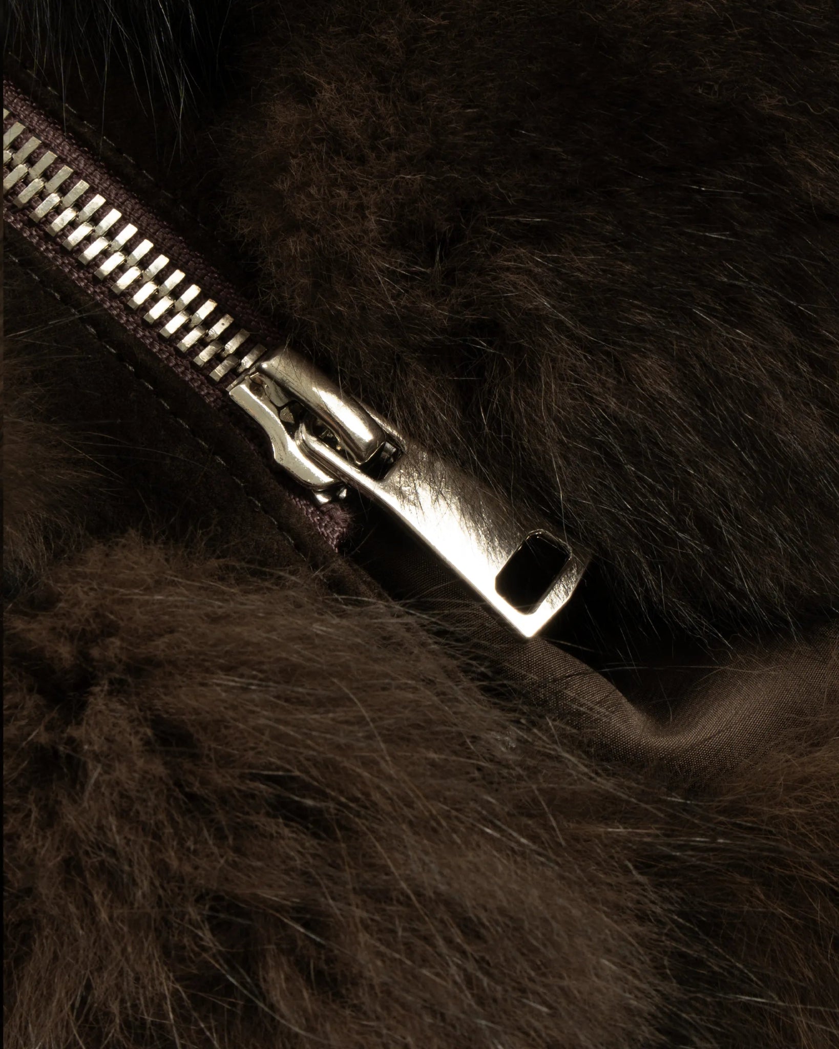Langes Zobelbesatz - Fuchs - Gilet mit Reißverschluss von Suprema - Vests SUPREMA
