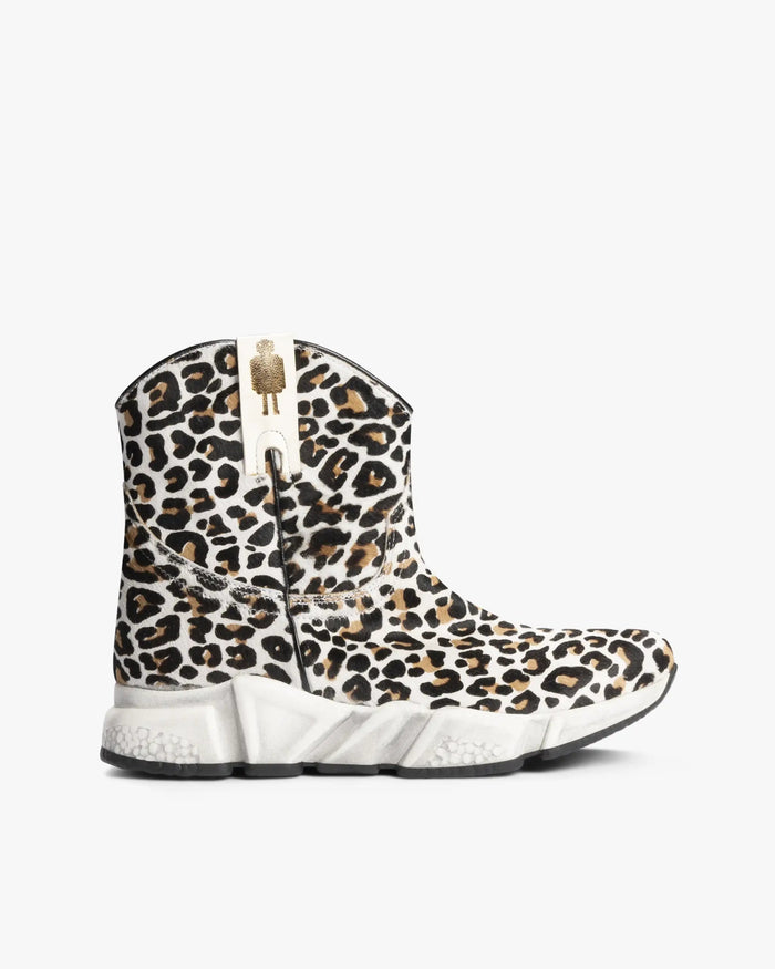 Leopard Texas Low Boot mit großer Sohle