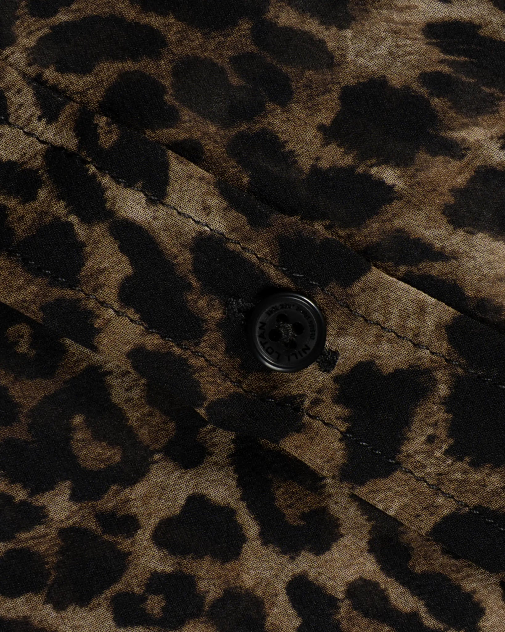 Leopardfarbenes Gaija Slim Shirt von Nili Lotan - Shirts NILI LOTAN