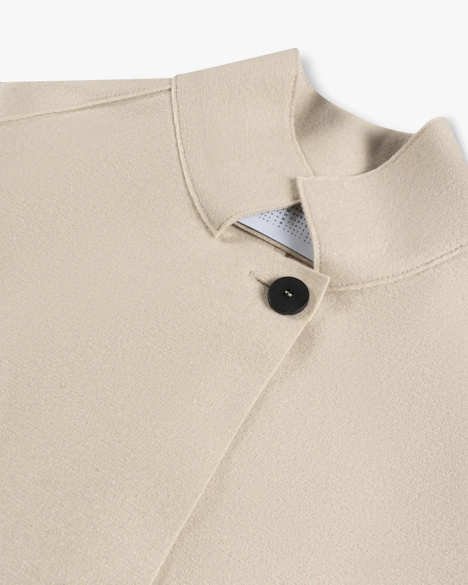 Mandelfarbener Uni Woll Raglan Mantel von Harris Wharf London - Coats & Jackets HARRIS WARF