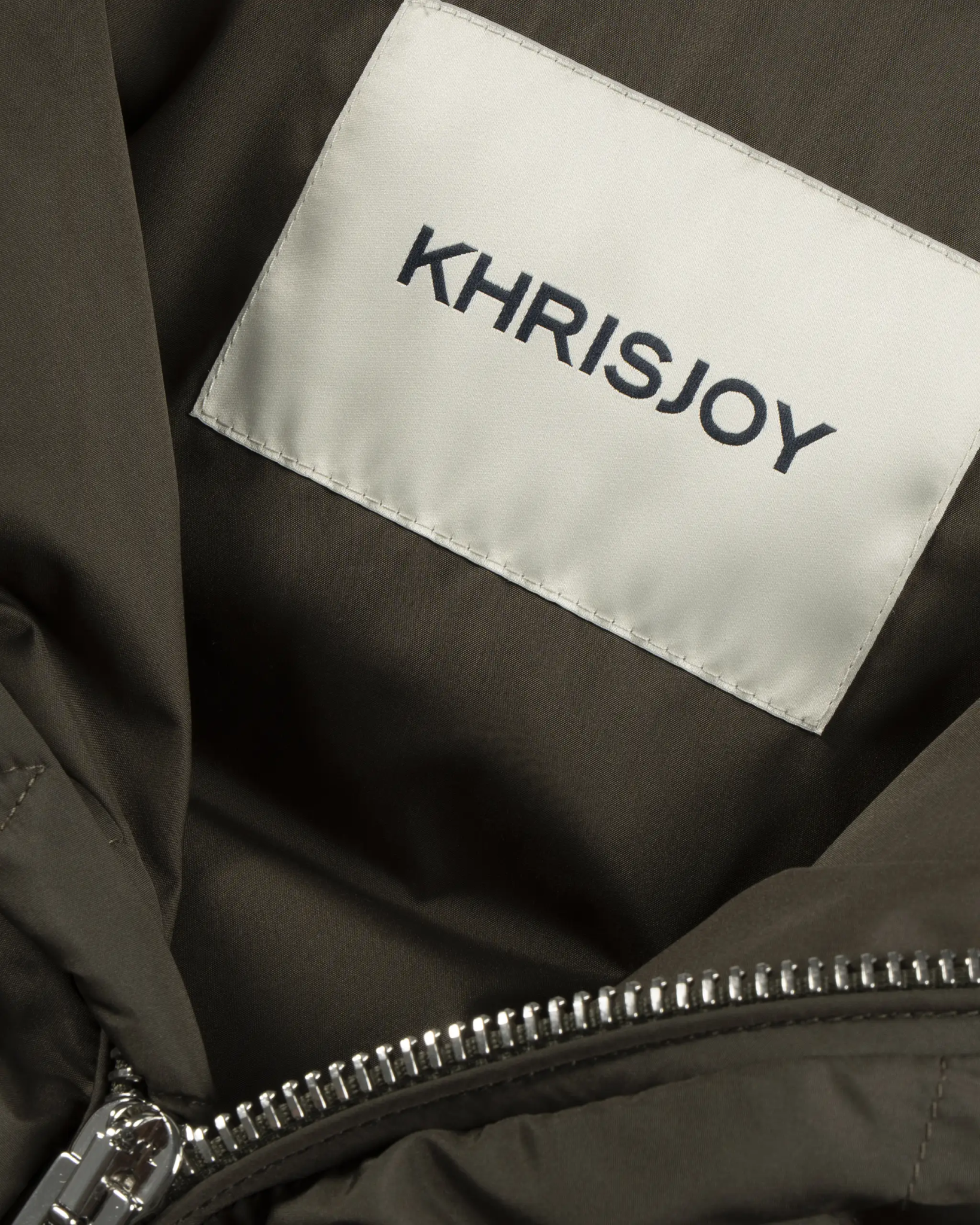 Olive Matte Icon Nylon Weste von Khris Joy - Vests KHRISJOY