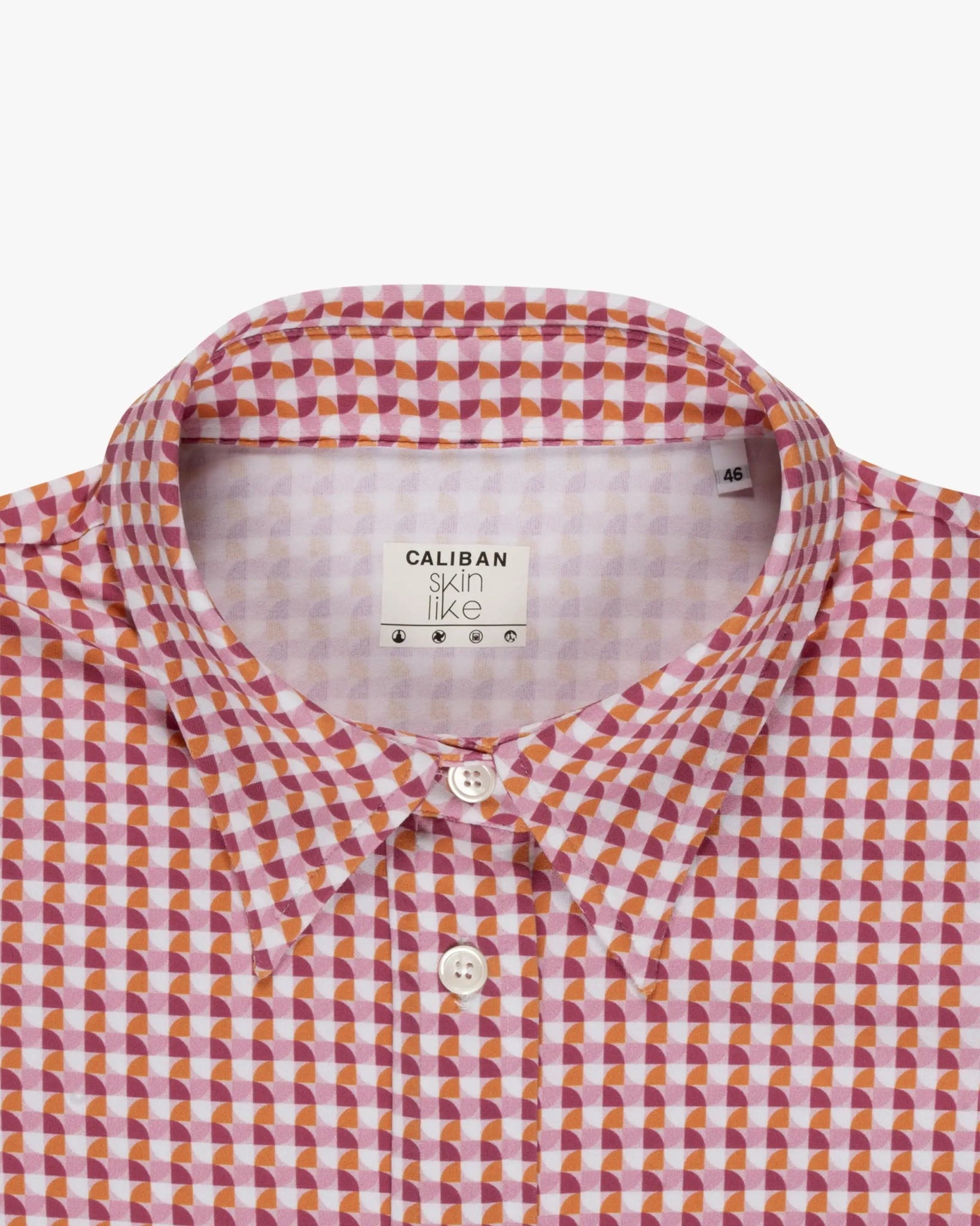 Pink Orange Hautnahe Bluse Mit Feinem Geo - Muster von Caliban - Blouses CALIBAN