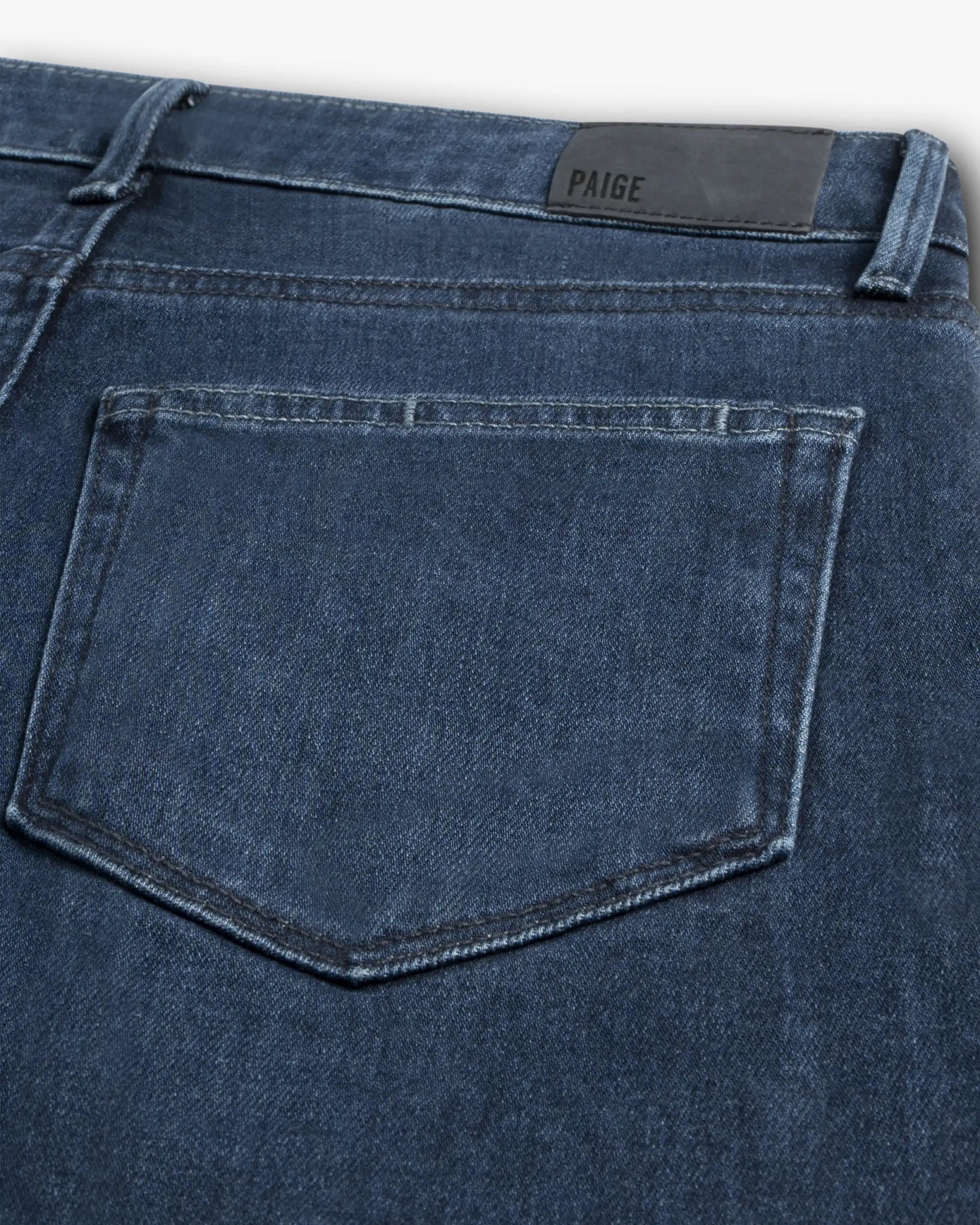 Praline dunkelblaue Leenah Denim mit kurzem ausgestelltem Bein von Paige - Denim PAIGE DENIM