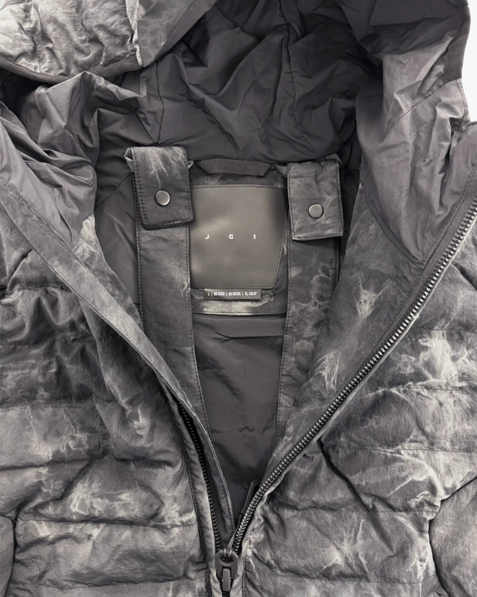 Schwarz camouflierte Leicht Daune Jacke von JG1 - Coats & Jackets JG1 BY JUSTIN