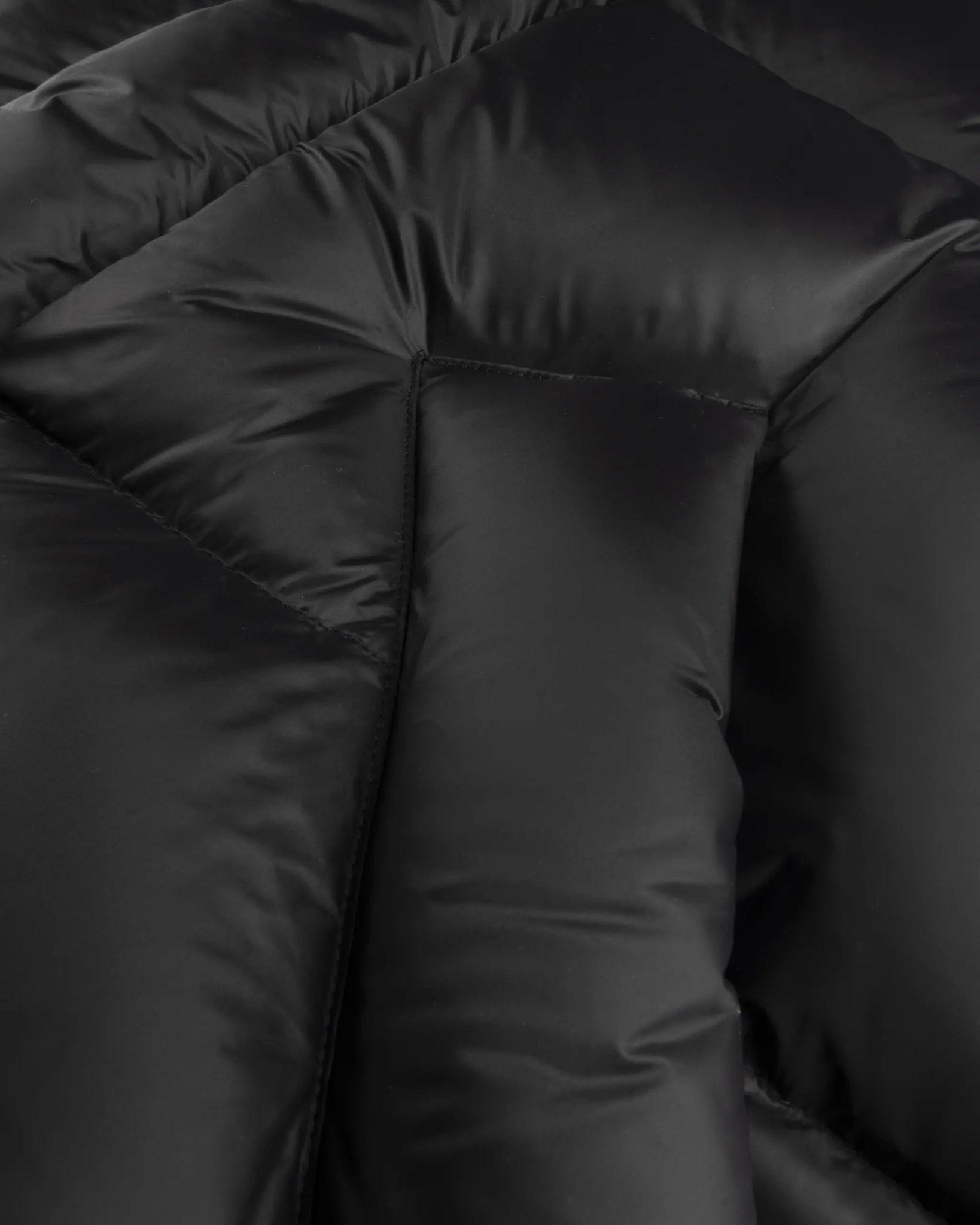 Schwarze Daunenweste mit Taschen von Mordecai - Vests MORDECAI