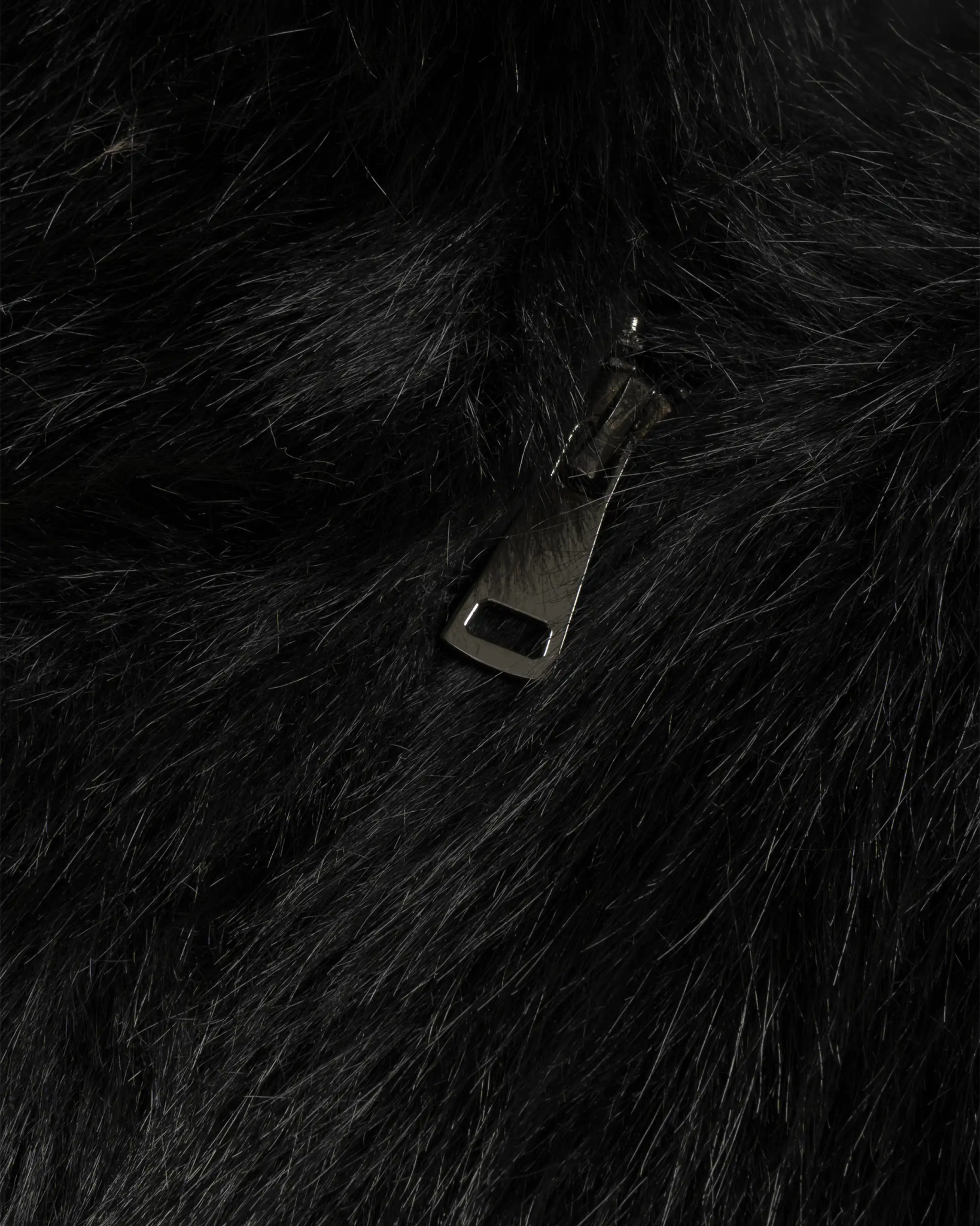 Schwarze Fake Fur Bomber Jacke von Betta Corradi - Coats & Jackets BETTA CORADI