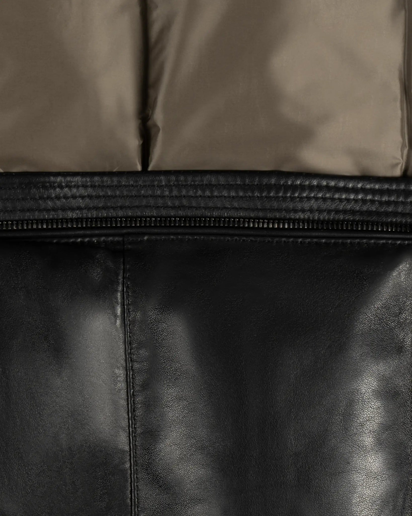 Schwarze Gefütterte Soft Nappa Daunen Weste von Giorgio Brato - Vests GIORGIO BRATO