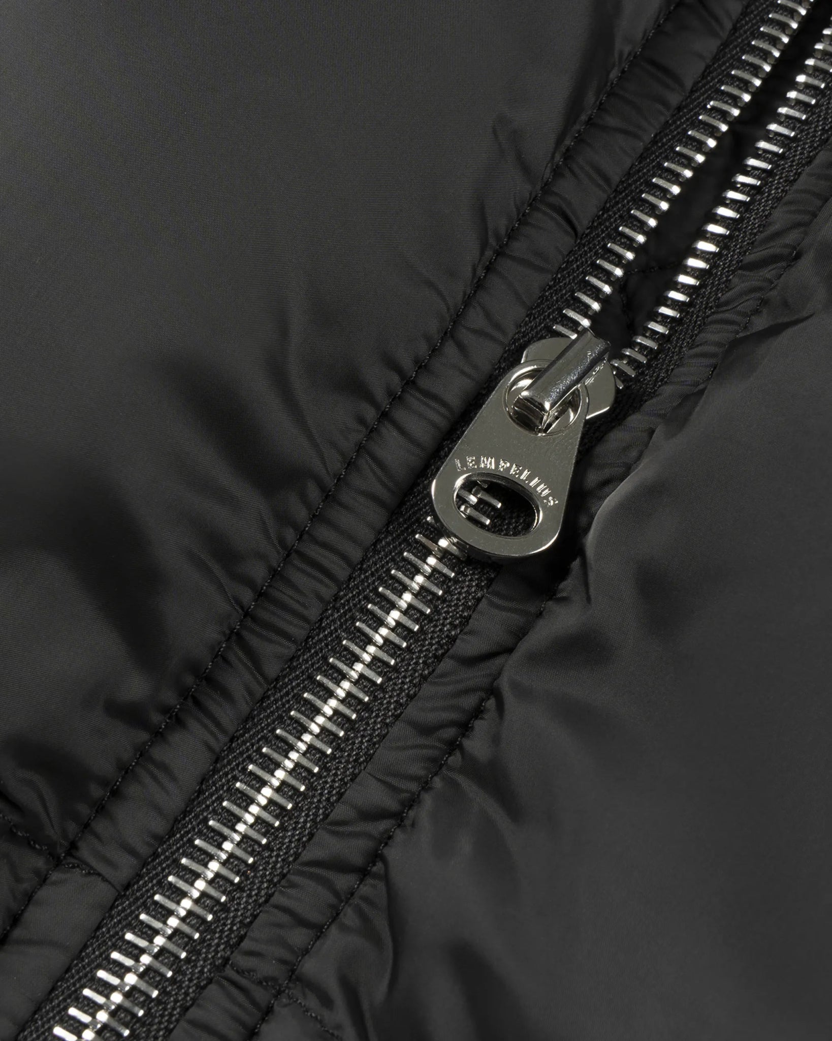 Schwarze Italienische Seiden Nylon Jacke von Lempelius - Coats & Jackets LEMPELIUS