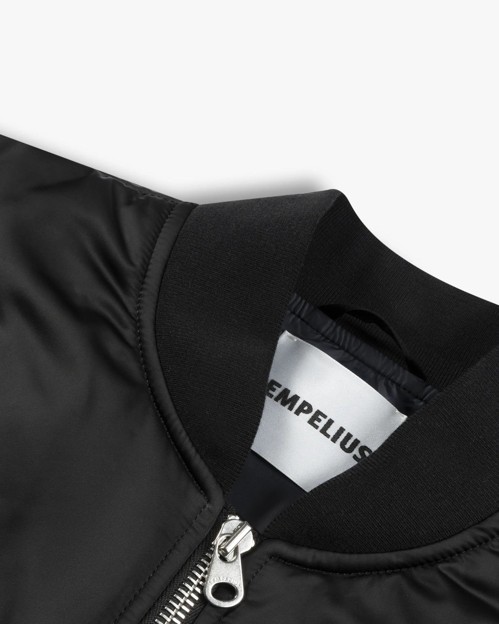 Schwarzer Sacai Style Nylon Bomber von Lempelius - Coats & Jackets LEMPELIUS