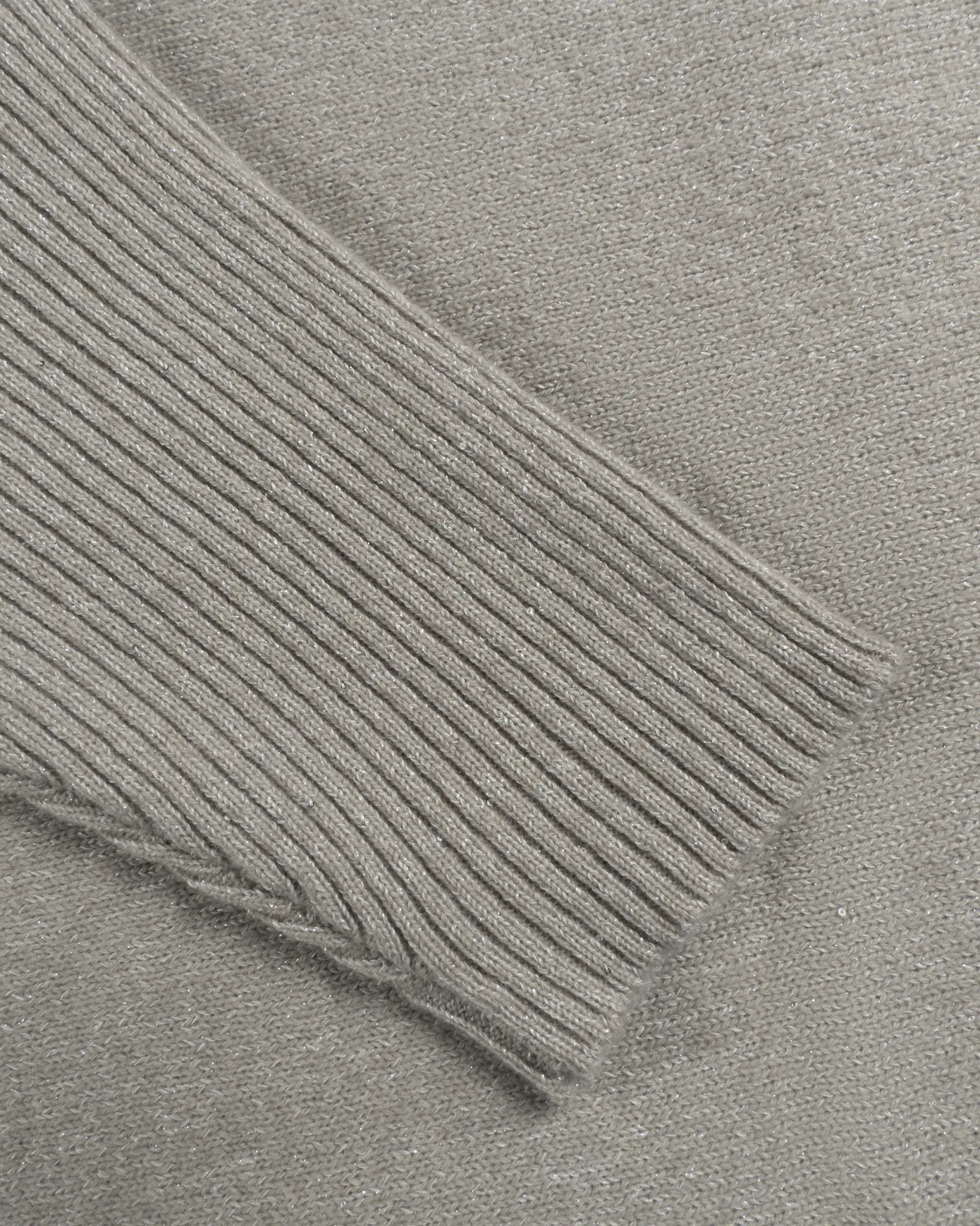 Silberfarbener Glamour Kaschmir Poncho Rollkragen Pullover von Philo Sofie - Knitwear PHILO - SOFIE