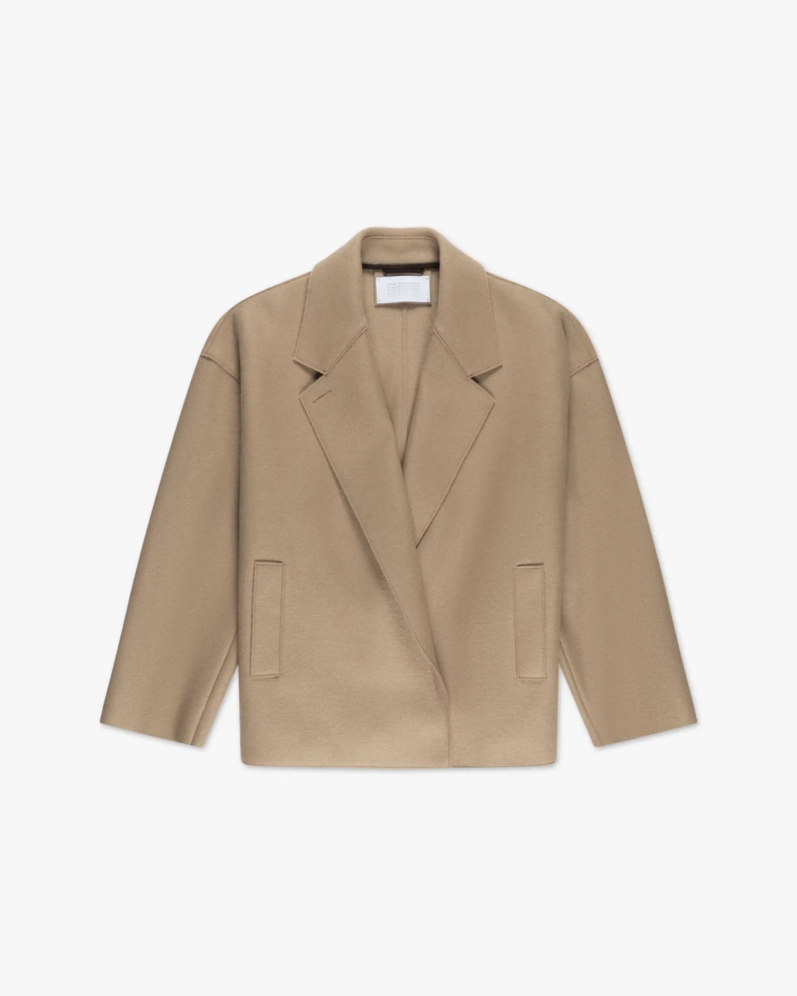 Tan Camelfarbene Gekochte Gepresste Uni Wolle Kurzjacke von Harris Wharf London - Coats & Jackets HARRIS WARF