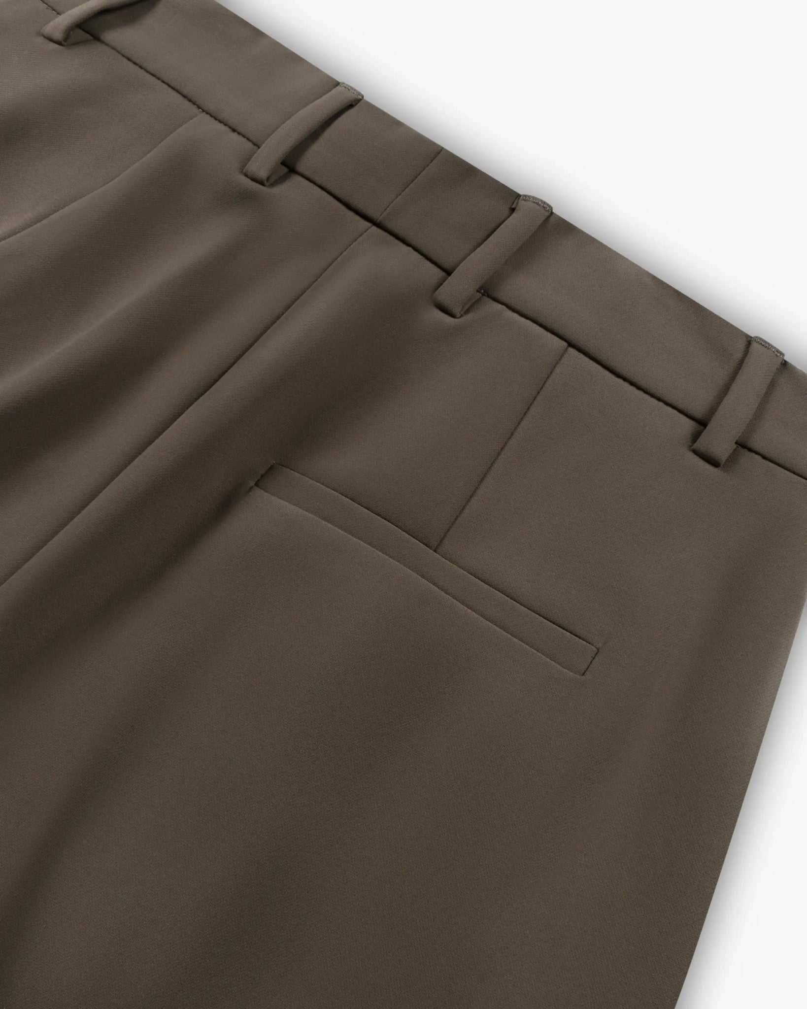 Taupefarbene Kurze Hose Mit Bundfalten von Rossi - Trousers ROSSI