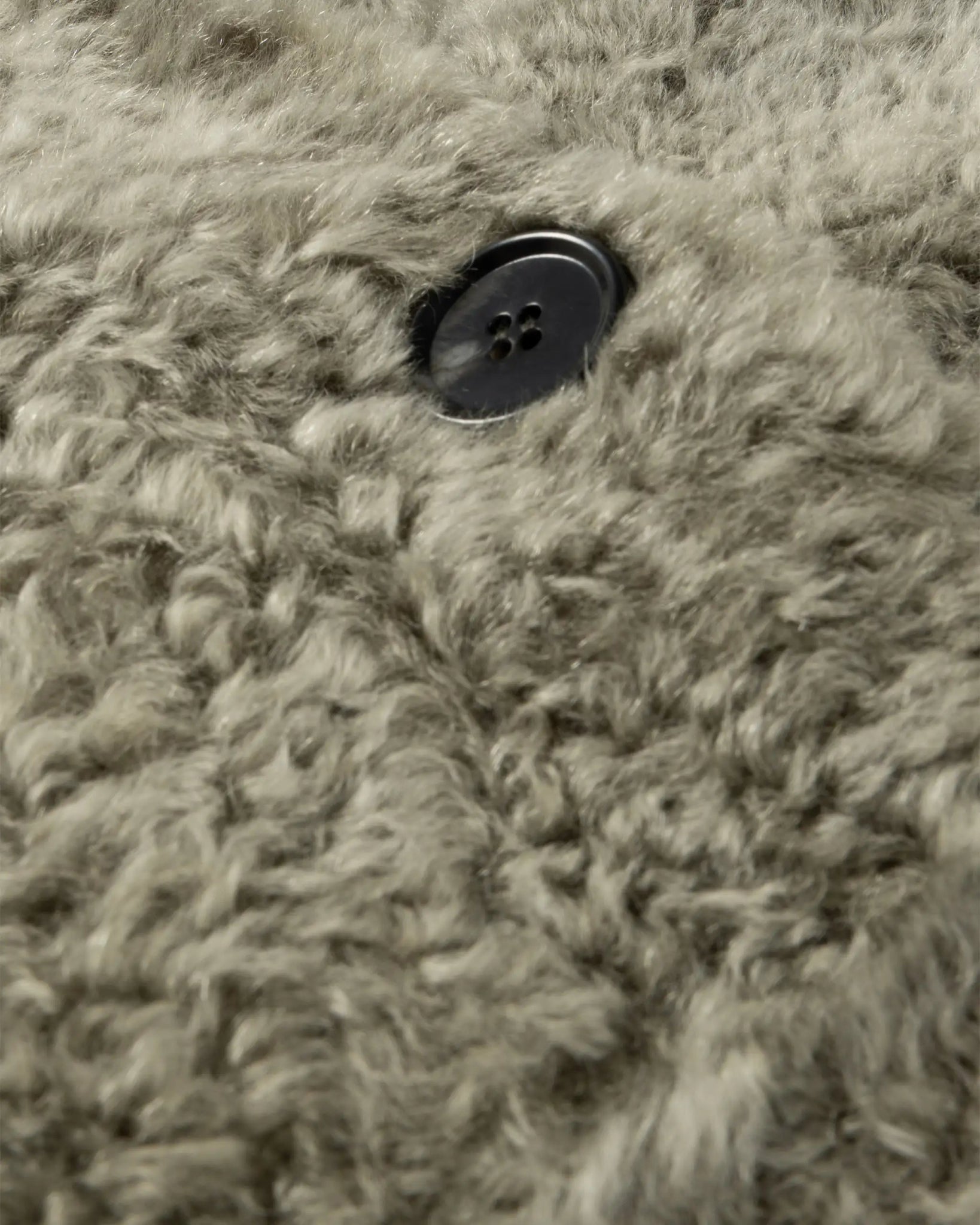 Ultraleichter Einreiher Shearlingmantel von Nove - Coats & Jackets NOVE