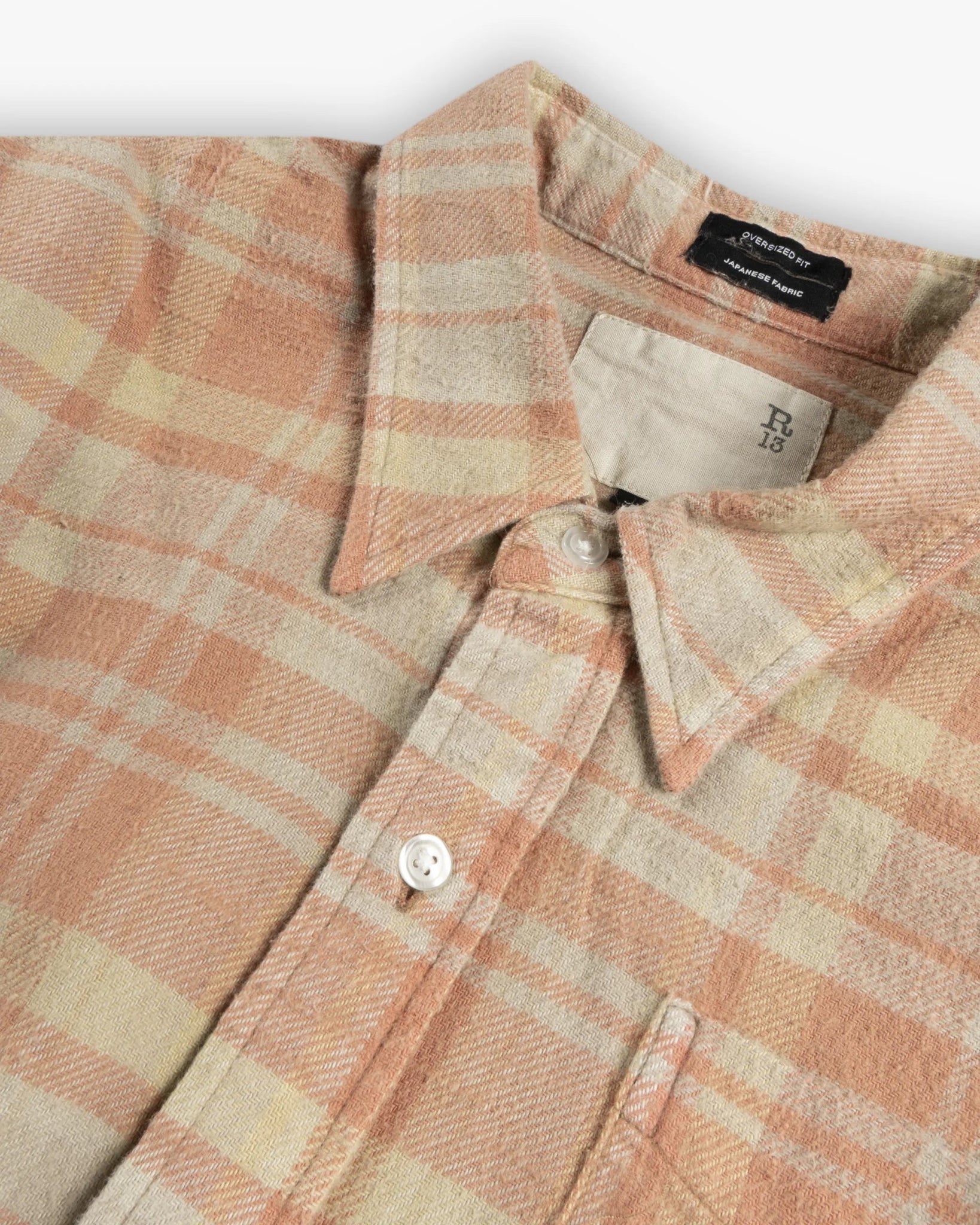Washout Shredded Seam Drop Neck Shirt von R13 New York - Shirts R13 New York