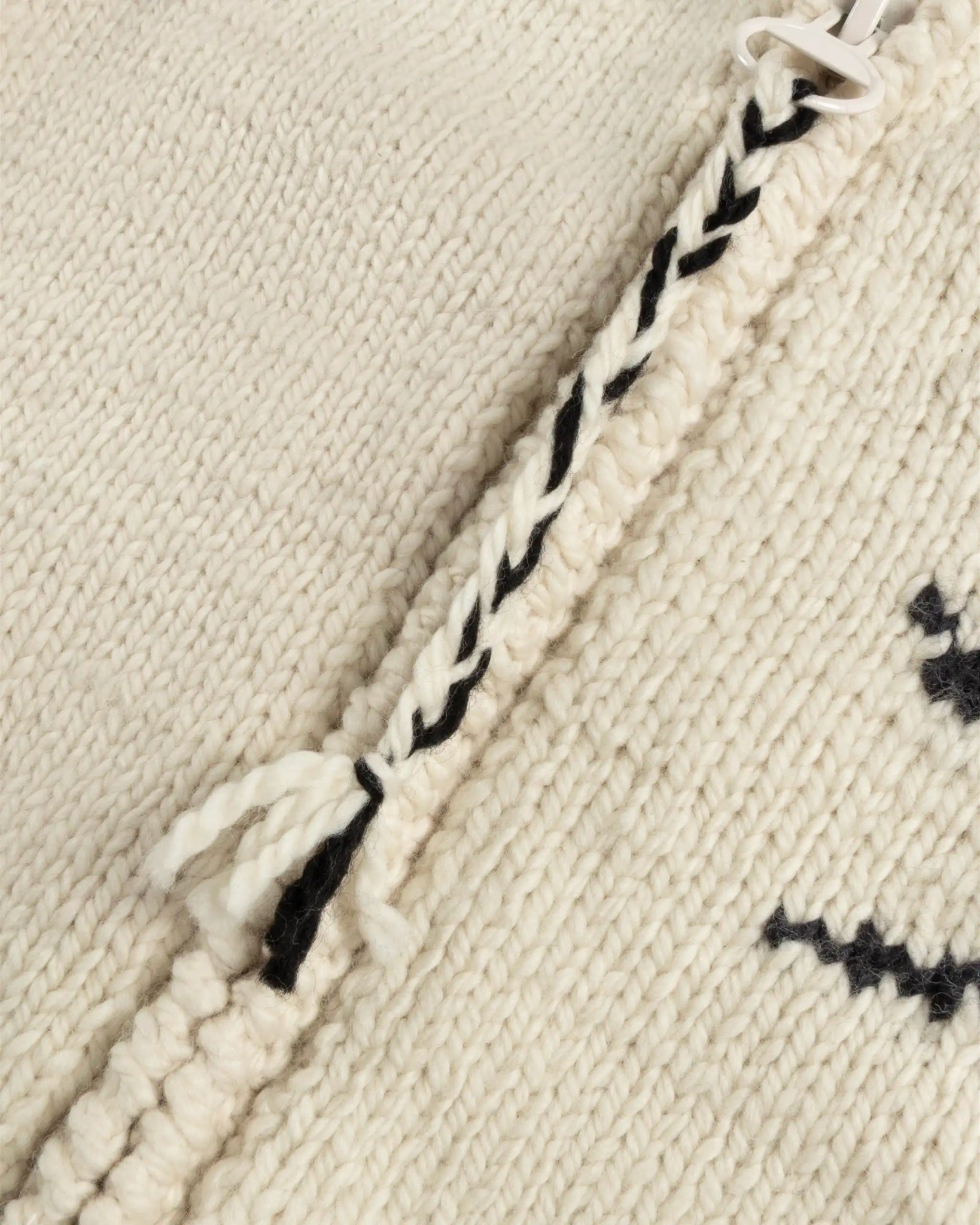 Weiß schwarze Stehkragen Zip Cardigan von Frantic by Andrea Venturini - Knitwear FRANTIC