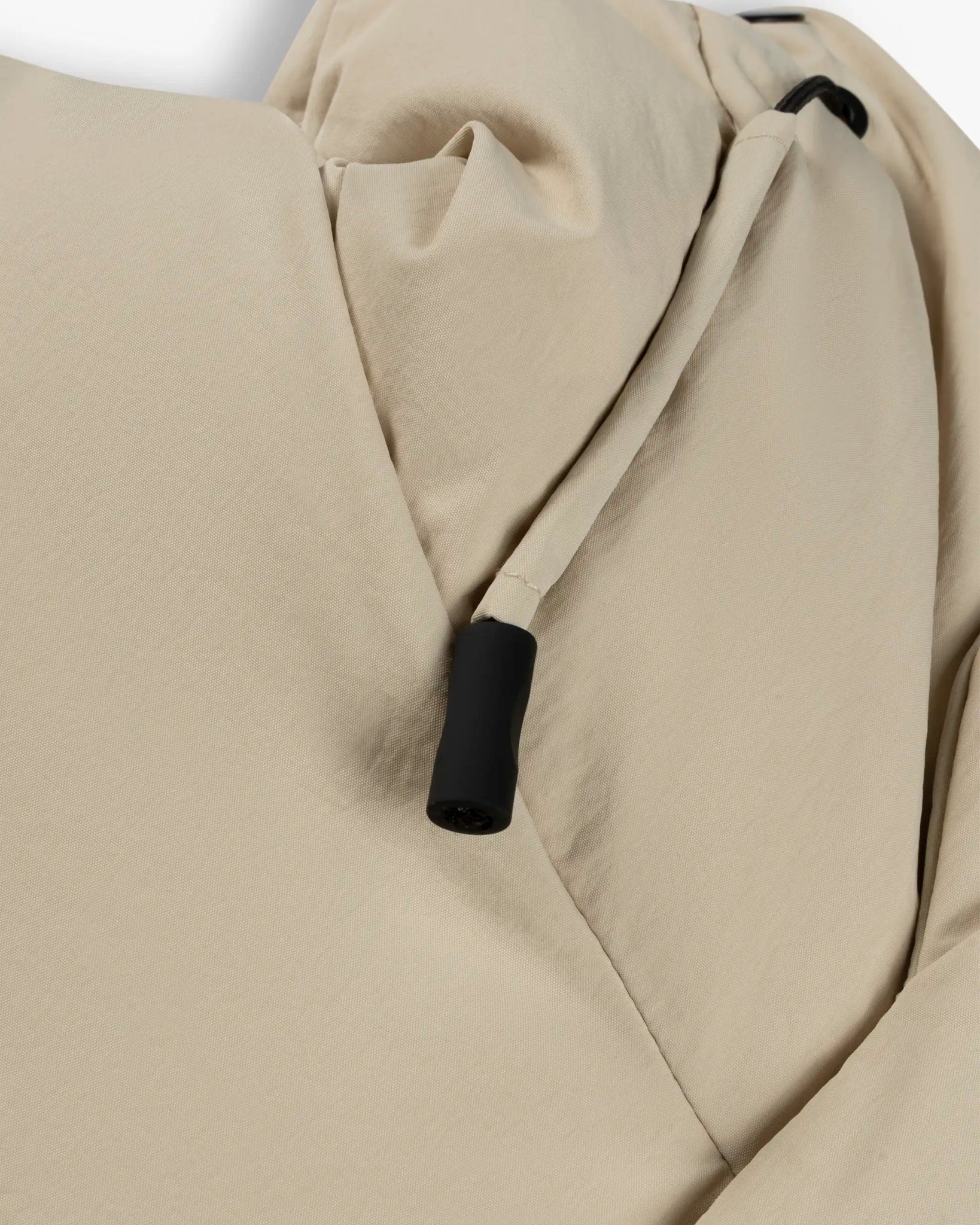 Weiße Kapuzen Daunen Jacke von JG1 - Coats & Jackets JG1 BY JUSTIN