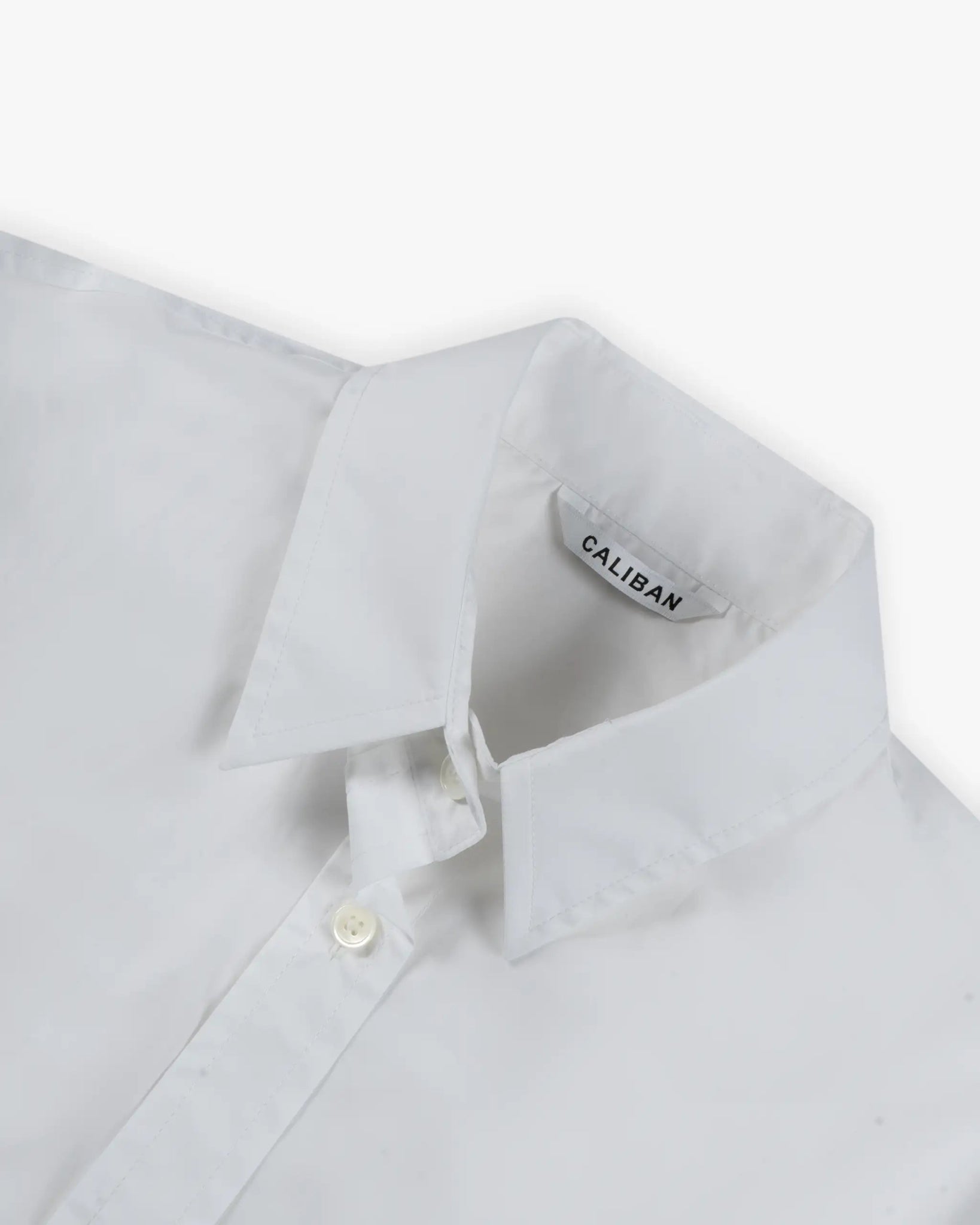 Weiße Uni Hemd Bluse von Caliban - Blouses CALIBAN