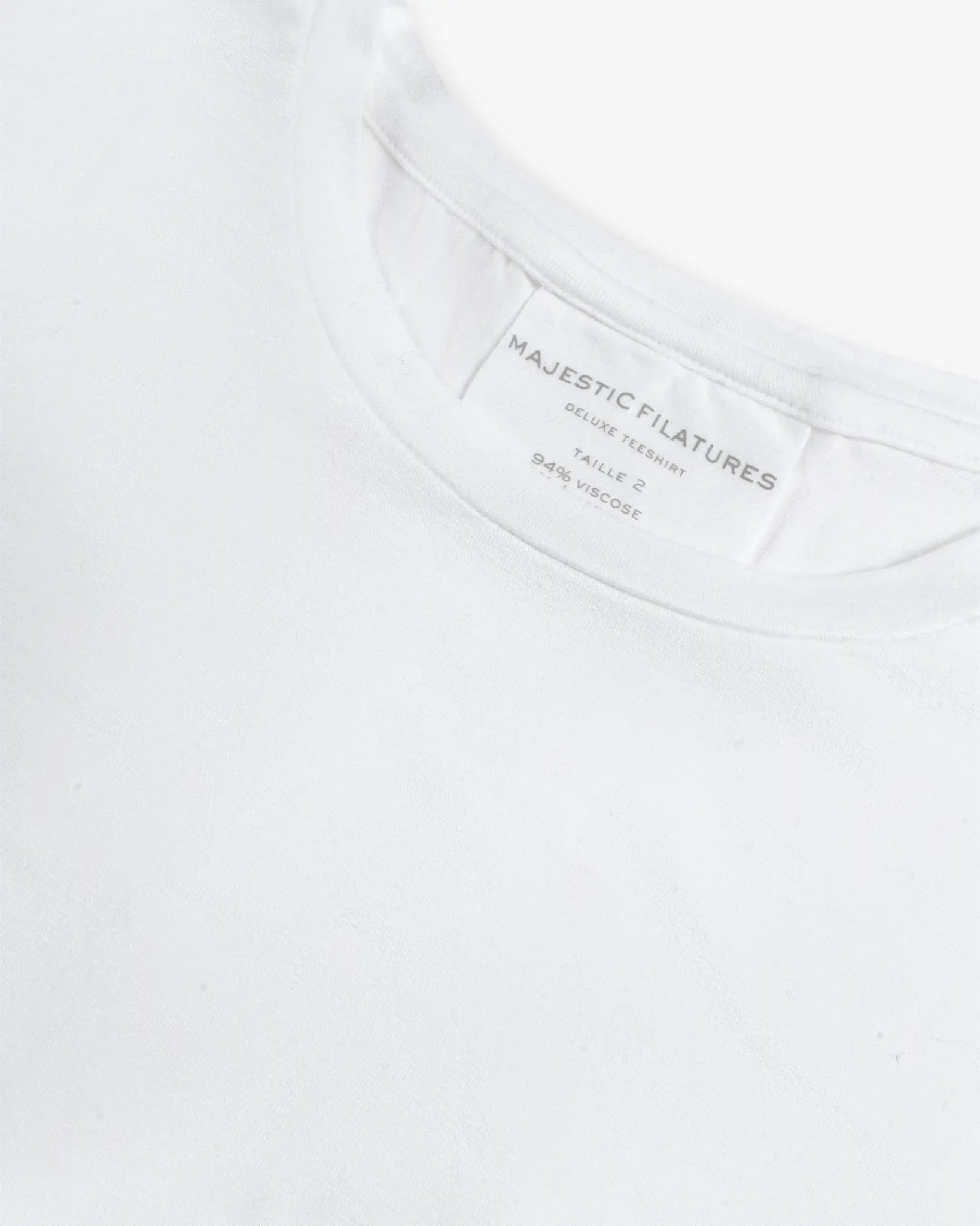 Weißes Kellerfalten Langarm Rundhals Shirt von Majestic Filatures Deluxe - Shirts MAJESTIC
