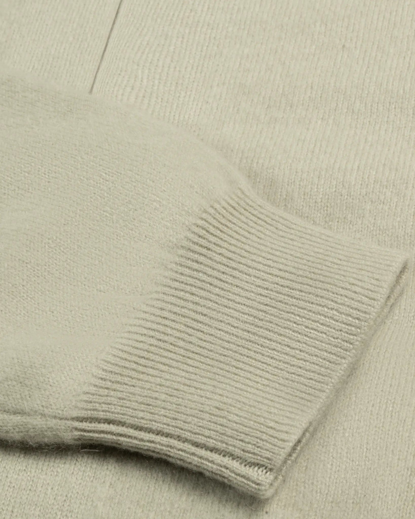 Wolkengrauer Mini Bomber von Freckenberger - Knitwear FRENCKENBERGER