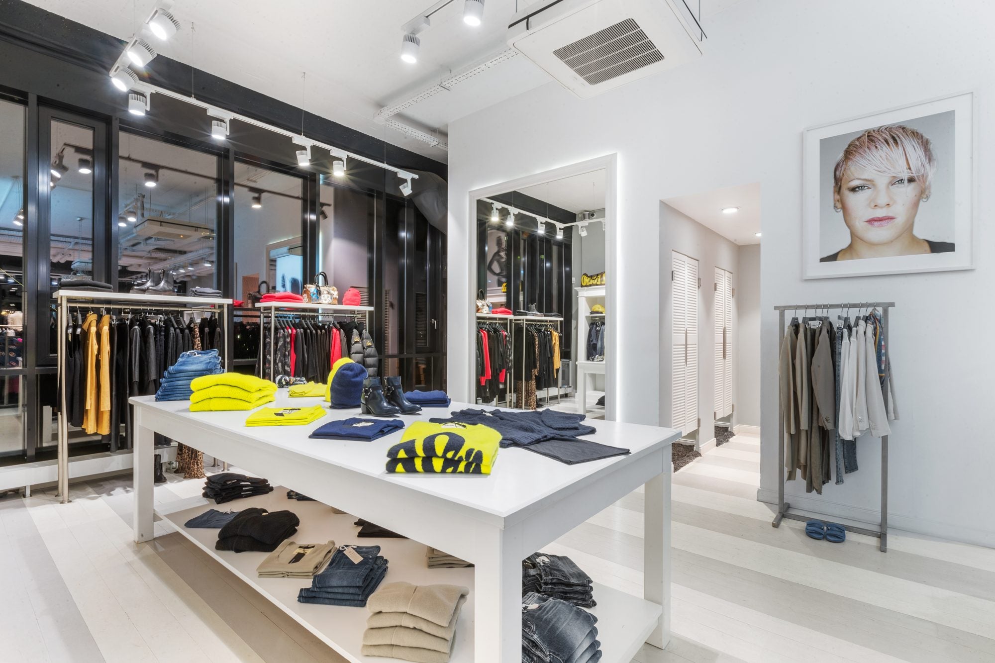 Hamburg store